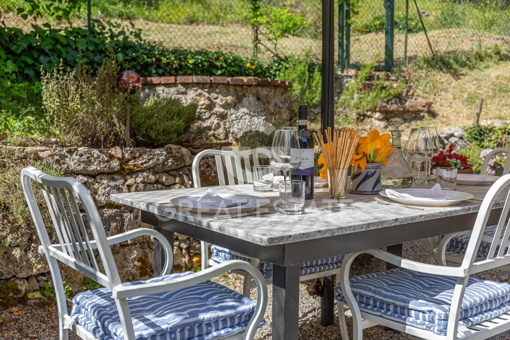 House 305m² in Italy, Siena. Priced at 675000€ rent photo-13