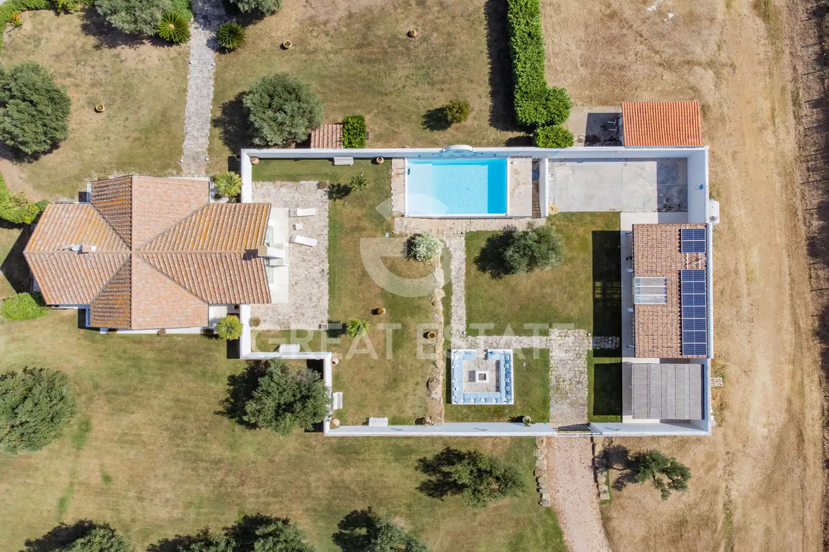 Villa 381m² in Italy, Viterbo. Priced at 1600000€ rent photo-8