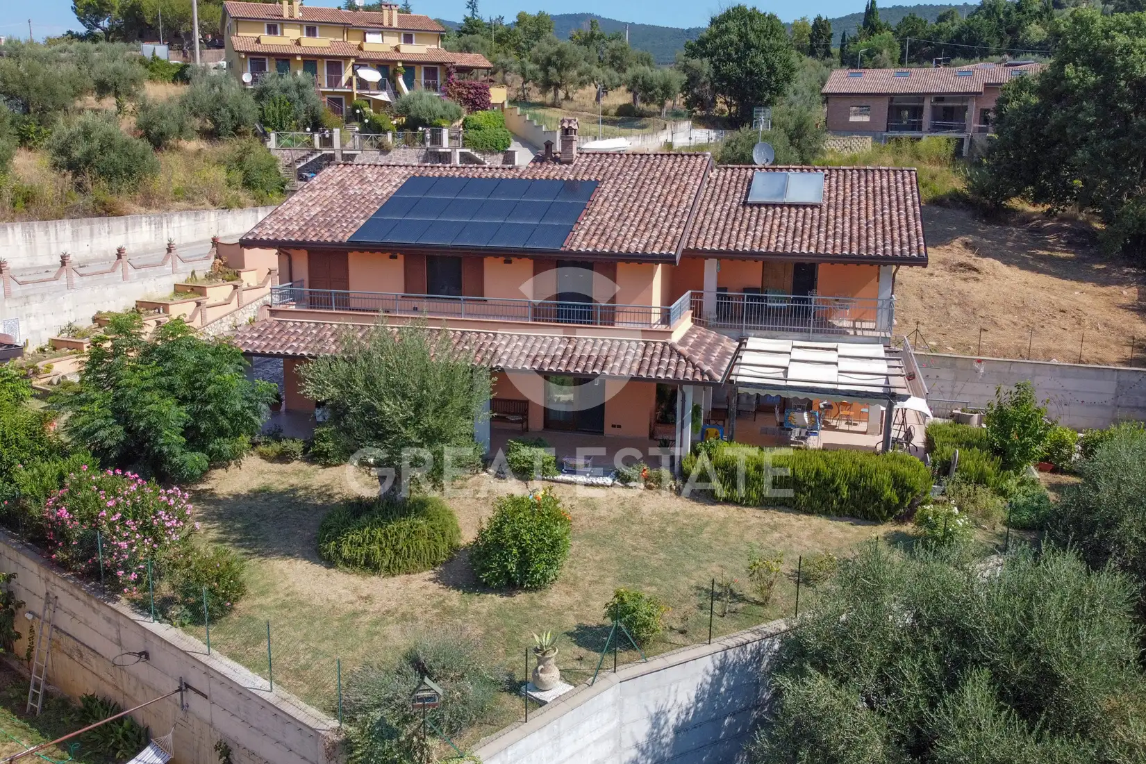 House 601m² in Italy, Perugia. Priced at 650000€ rent photo-5