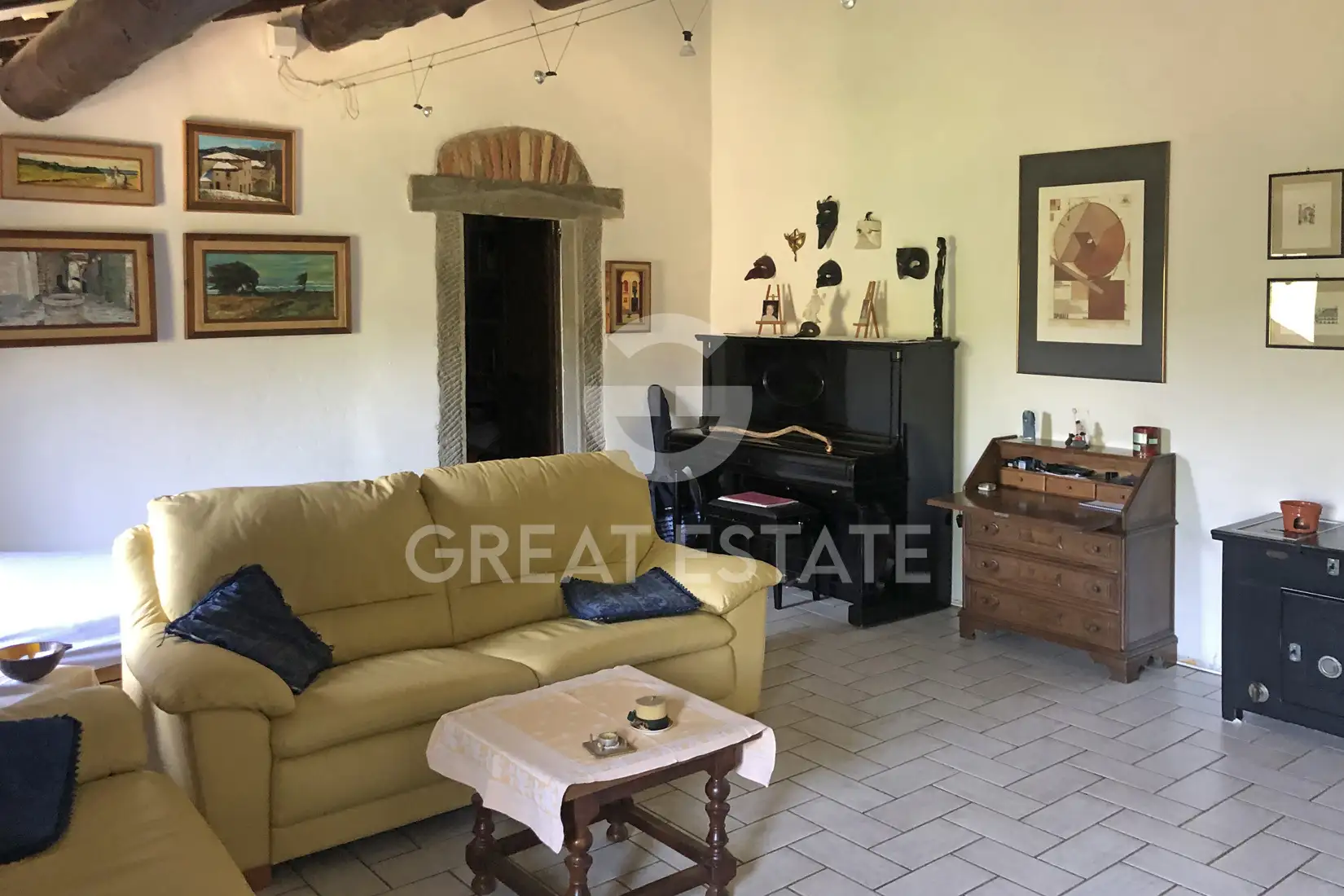 House 562m² in Italy, Perugia. Priced at 630000€ rent photo-15