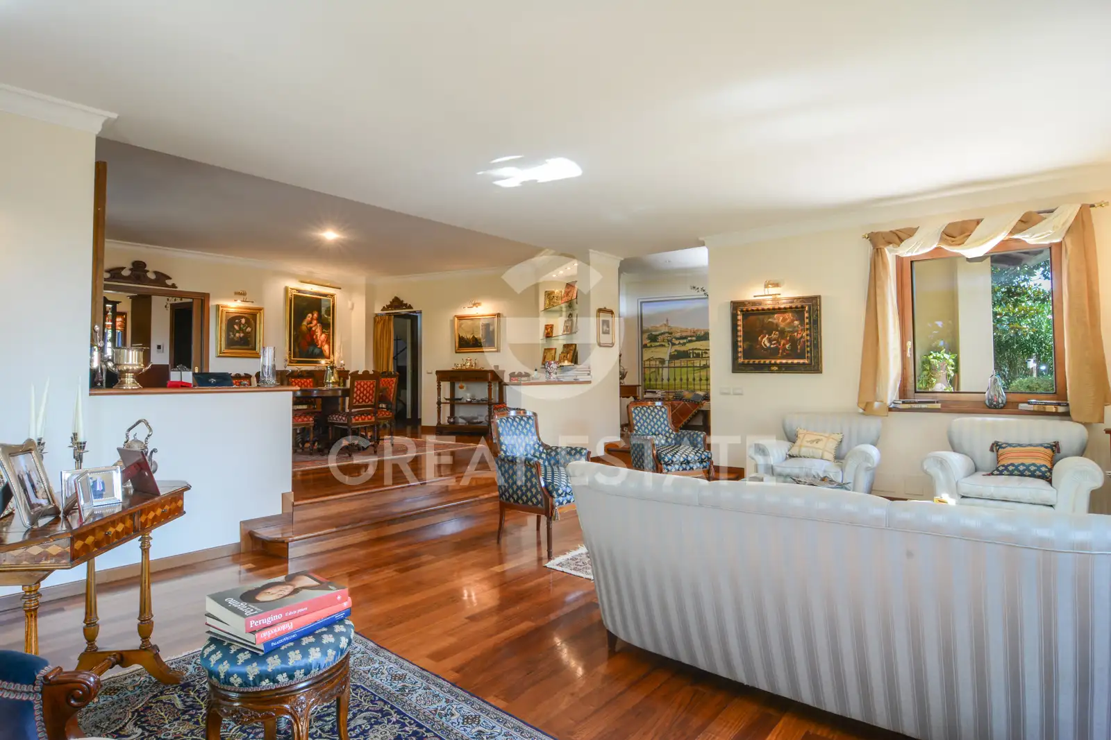 Villa 838m² in Italy, Perugia. Priced at 950000€ rent photo-11