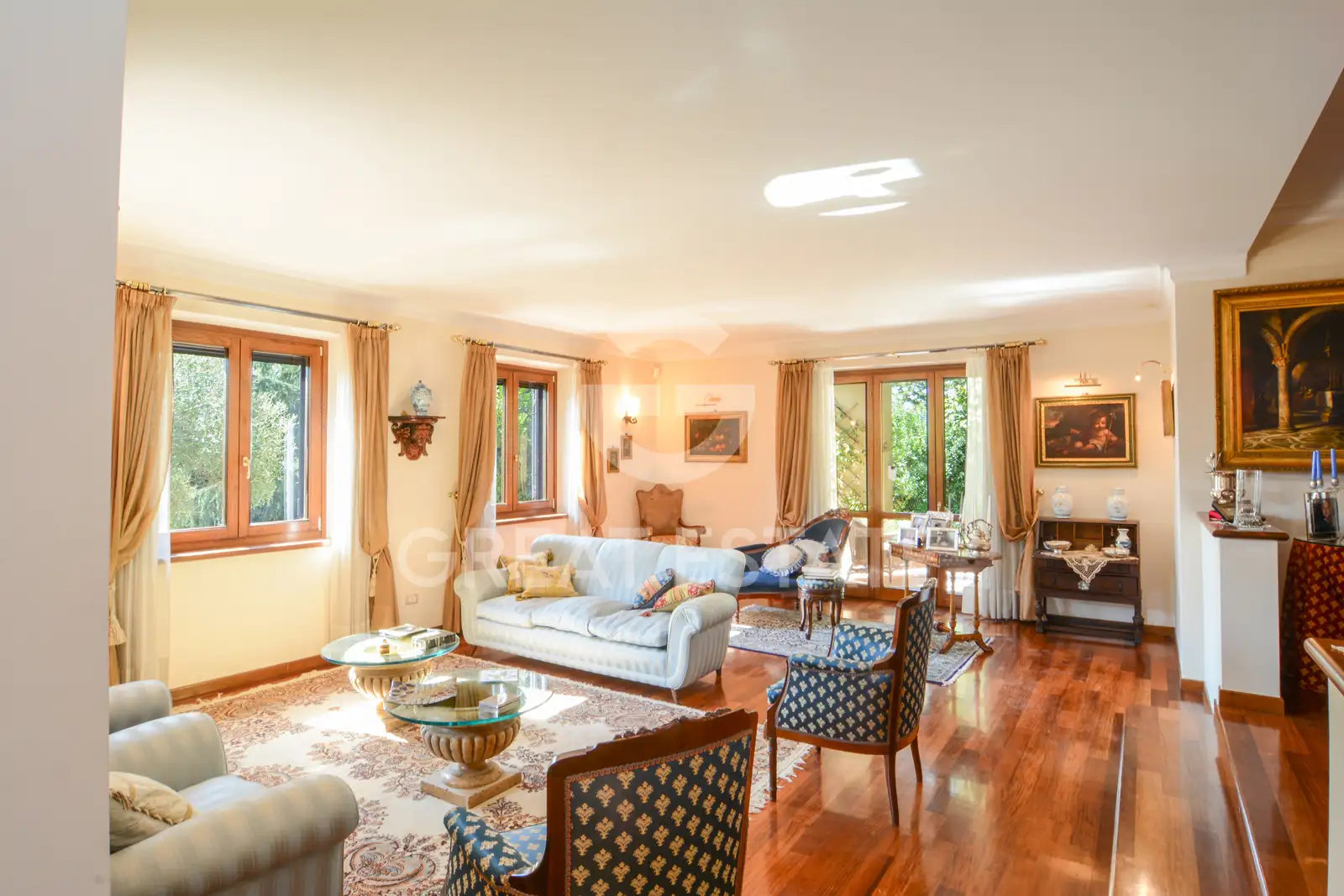 Villa 838m² in Italy, Perugia. Priced at 950000€ rent photo-15