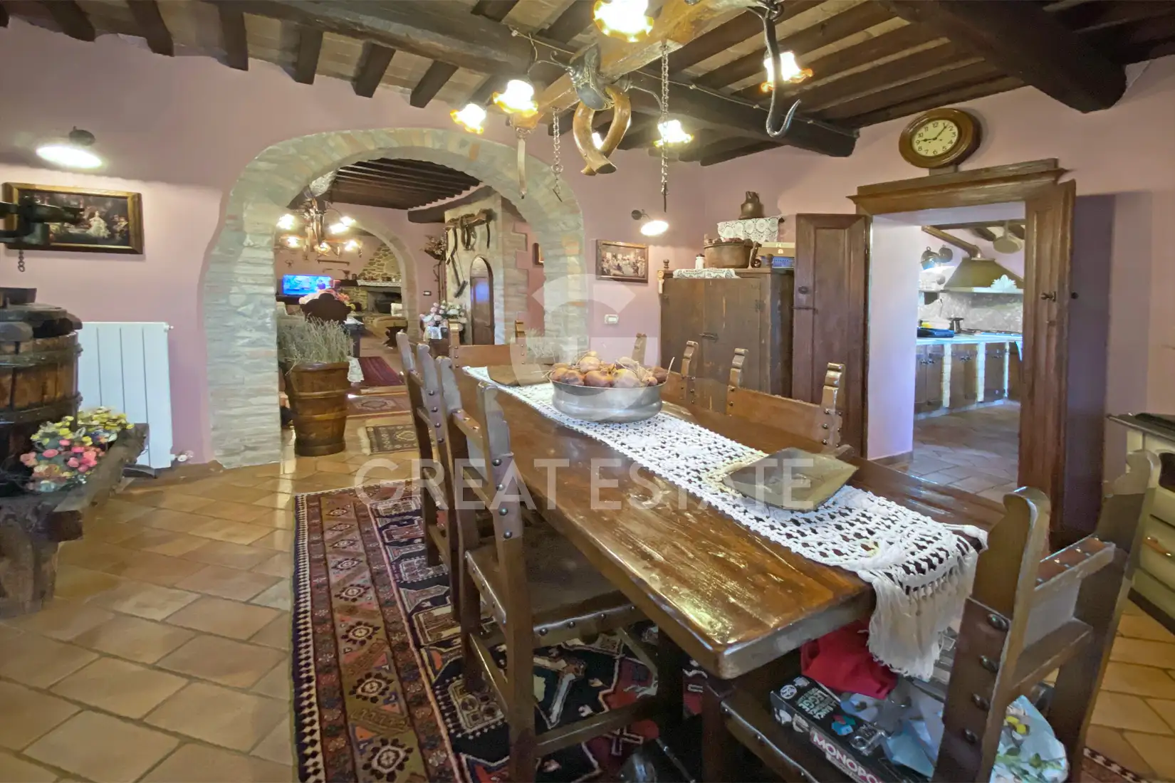 House 183m² in Italy, Arezzo. Priced at 590000€ rent photo-12