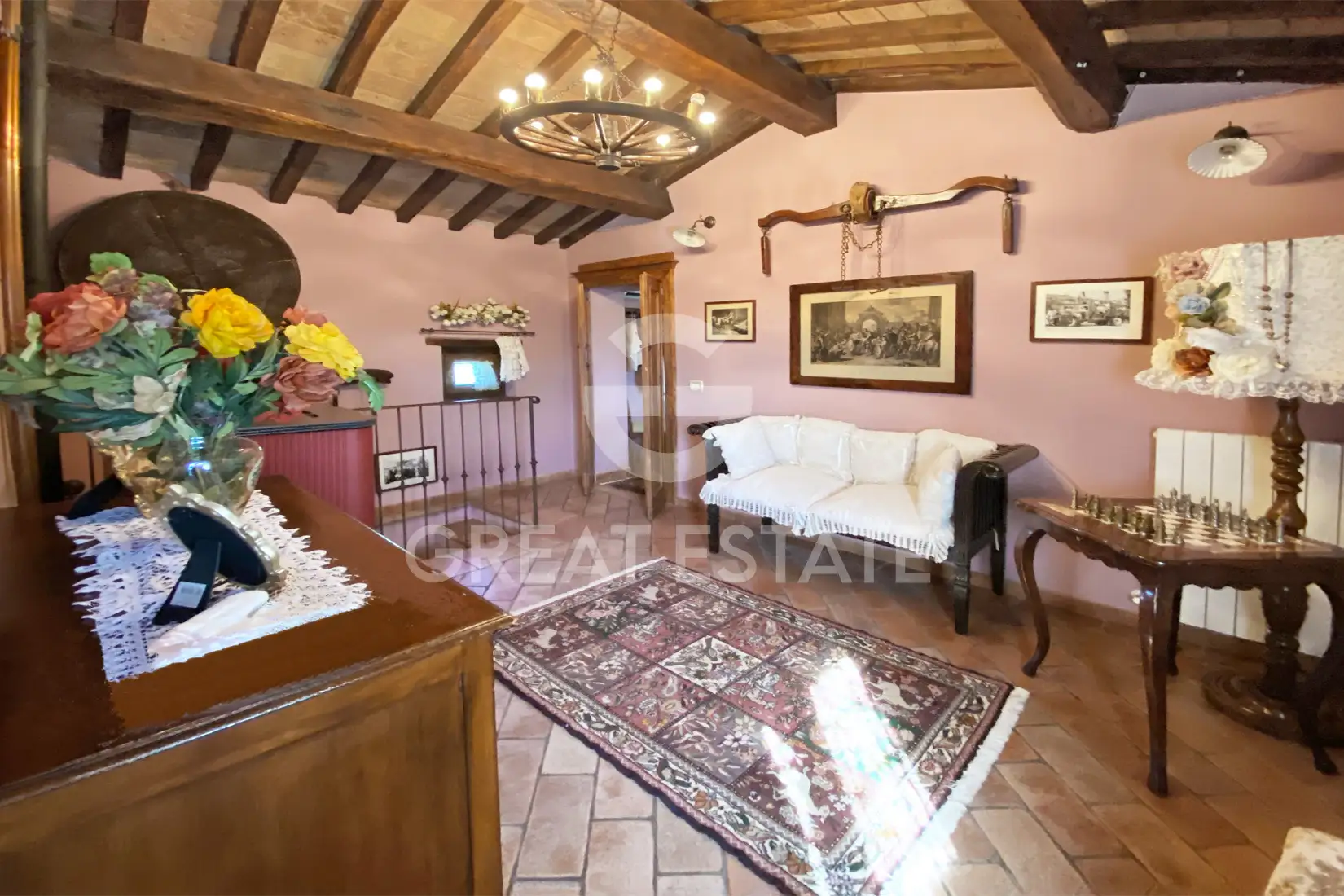 House 183m² in Italy, Arezzo. Priced at 590000€ rent photo-15
