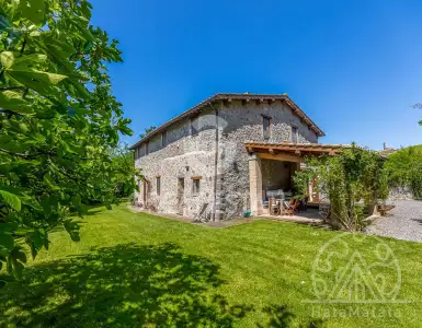 Buy in Italy for 1450000€