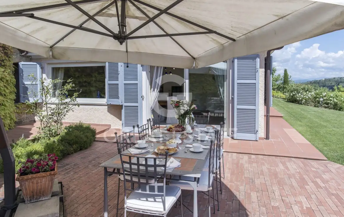 Villa 631m² in Italy, Arezzo. Priced at 2950000€ rent photo-9