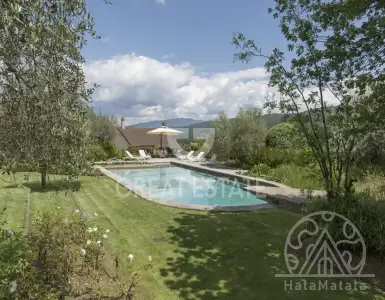 Buy in Italy for 2950000€