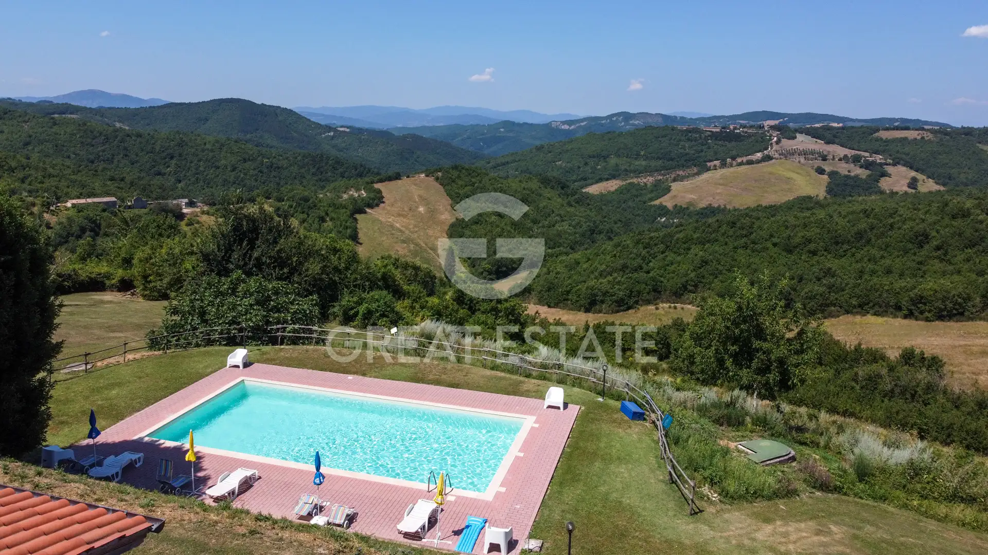 House 760m² in Italy, Perugia. Priced at 890000€ rent photo-8