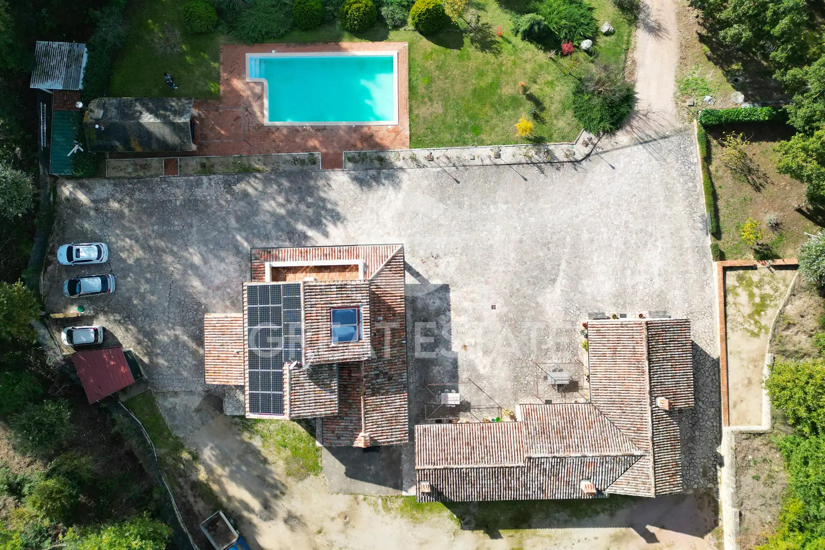 House 377m² in Italy, Perugia. Priced at 780000€ rent photo-10