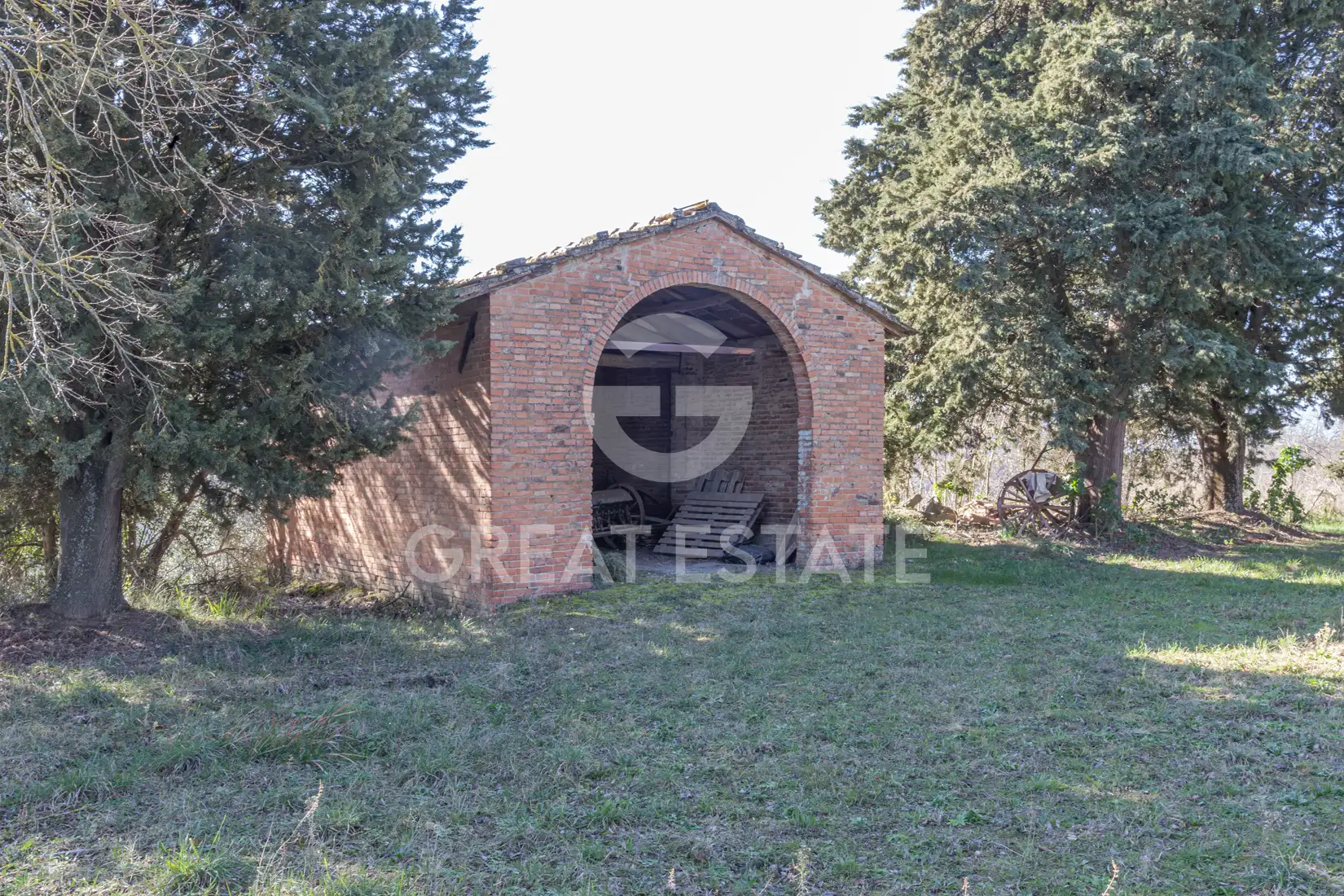 House 294m² in Italy, Siena. Priced at 620000€ rent photo-3