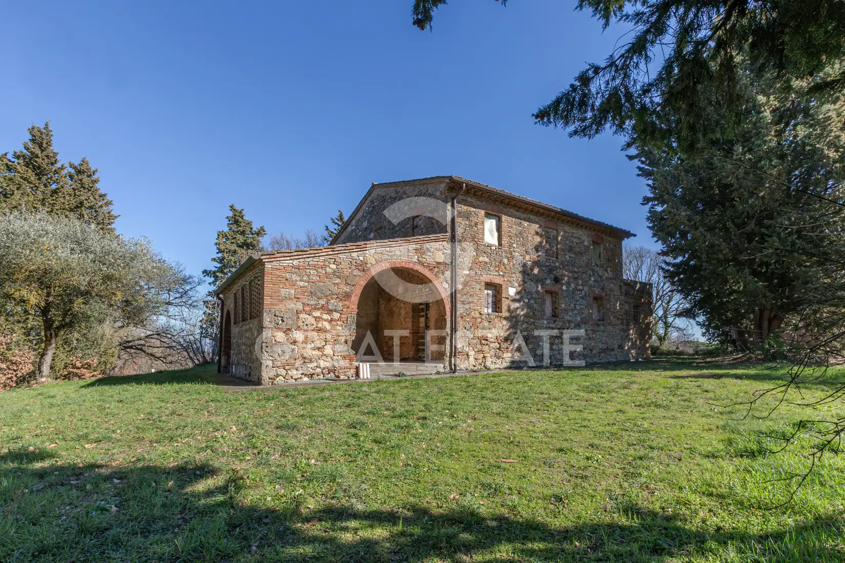 House 294m² in Italy, Siena. Priced at 620000€ rent photo-6