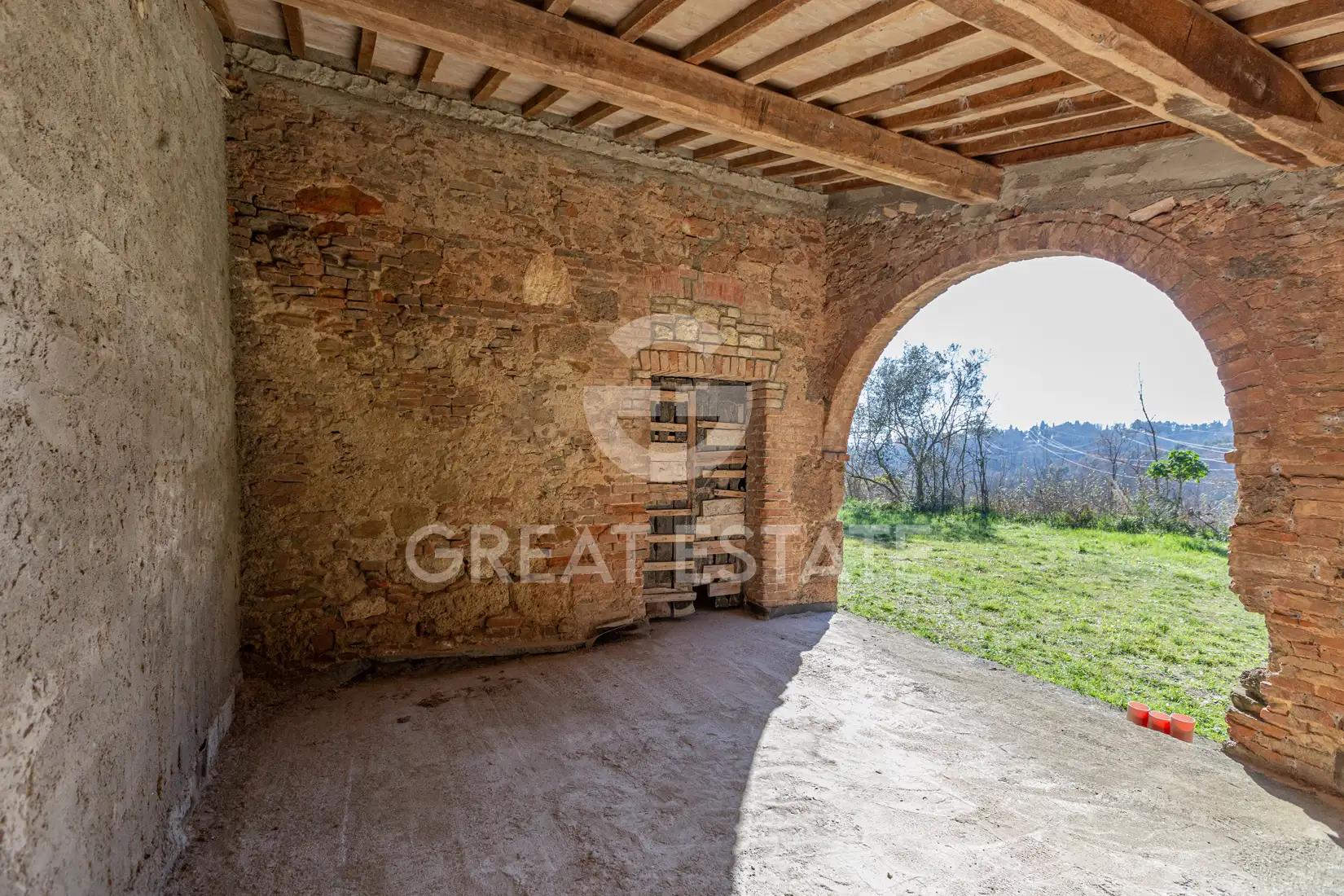House 294m² in Italy, Siena. Priced at 620000€ rent photo-9