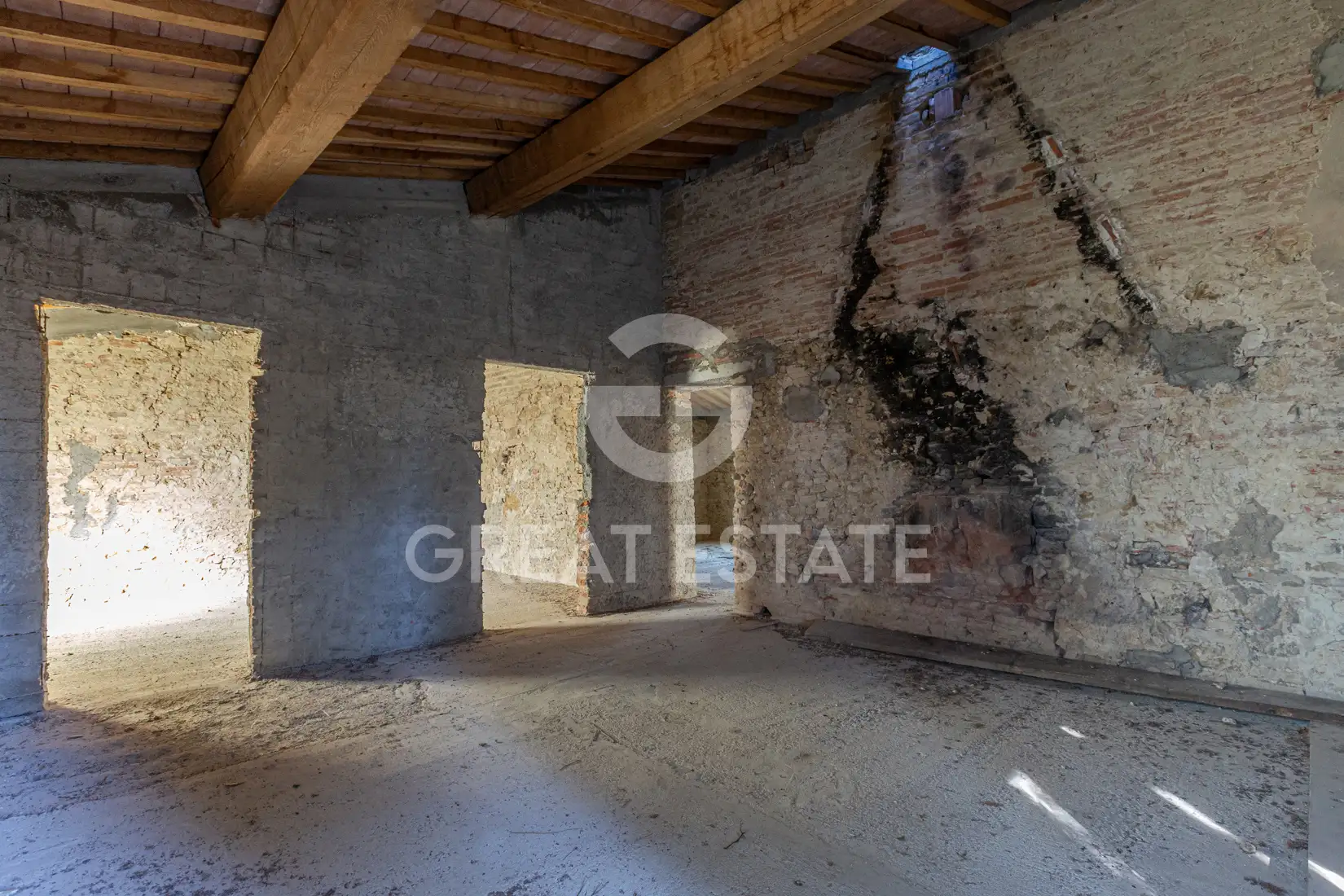House 294m² in Italy, Siena. Priced at 620000€ rent photo-12