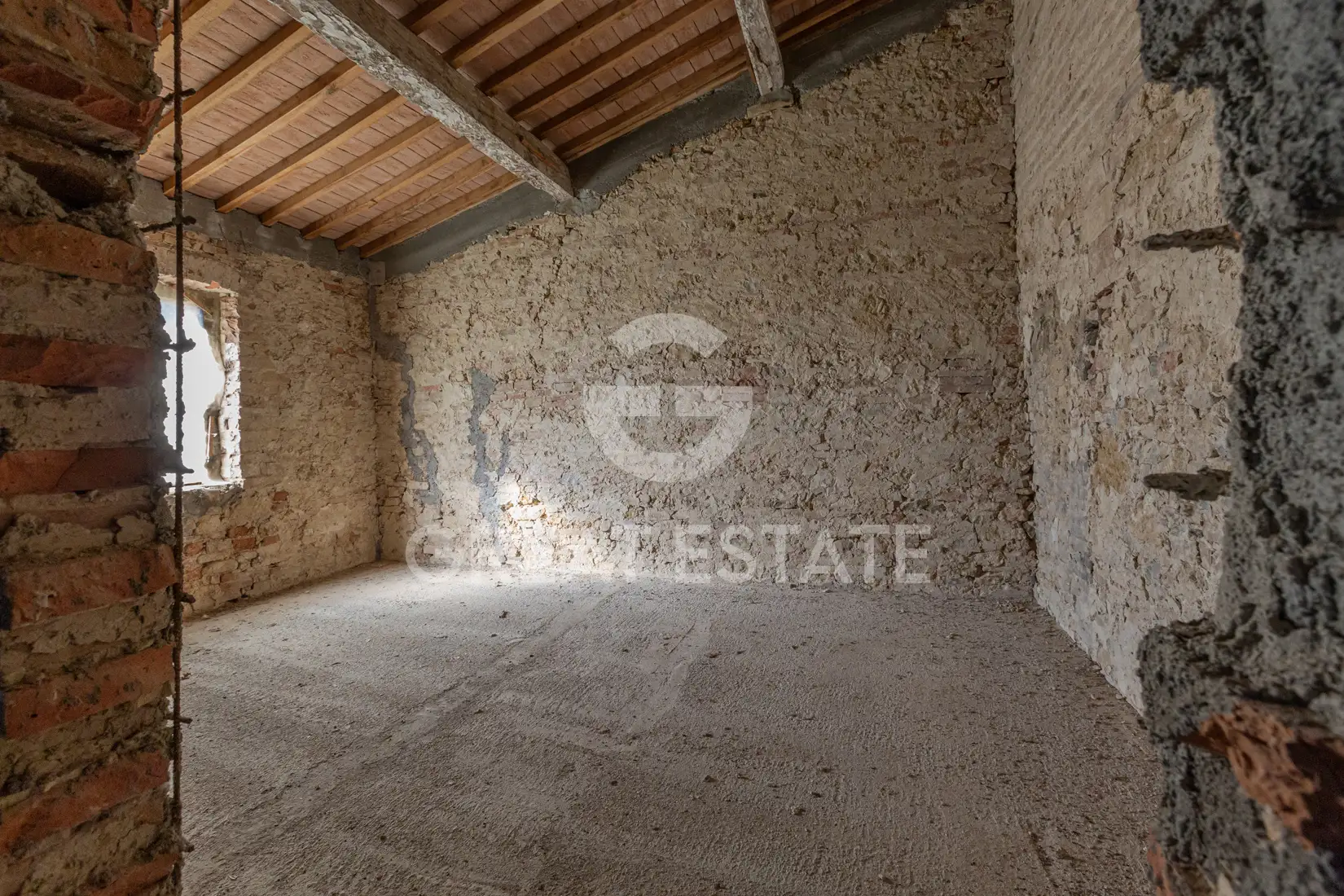 House 294m² in Italy, Siena. Priced at 620000€ rent photo-14