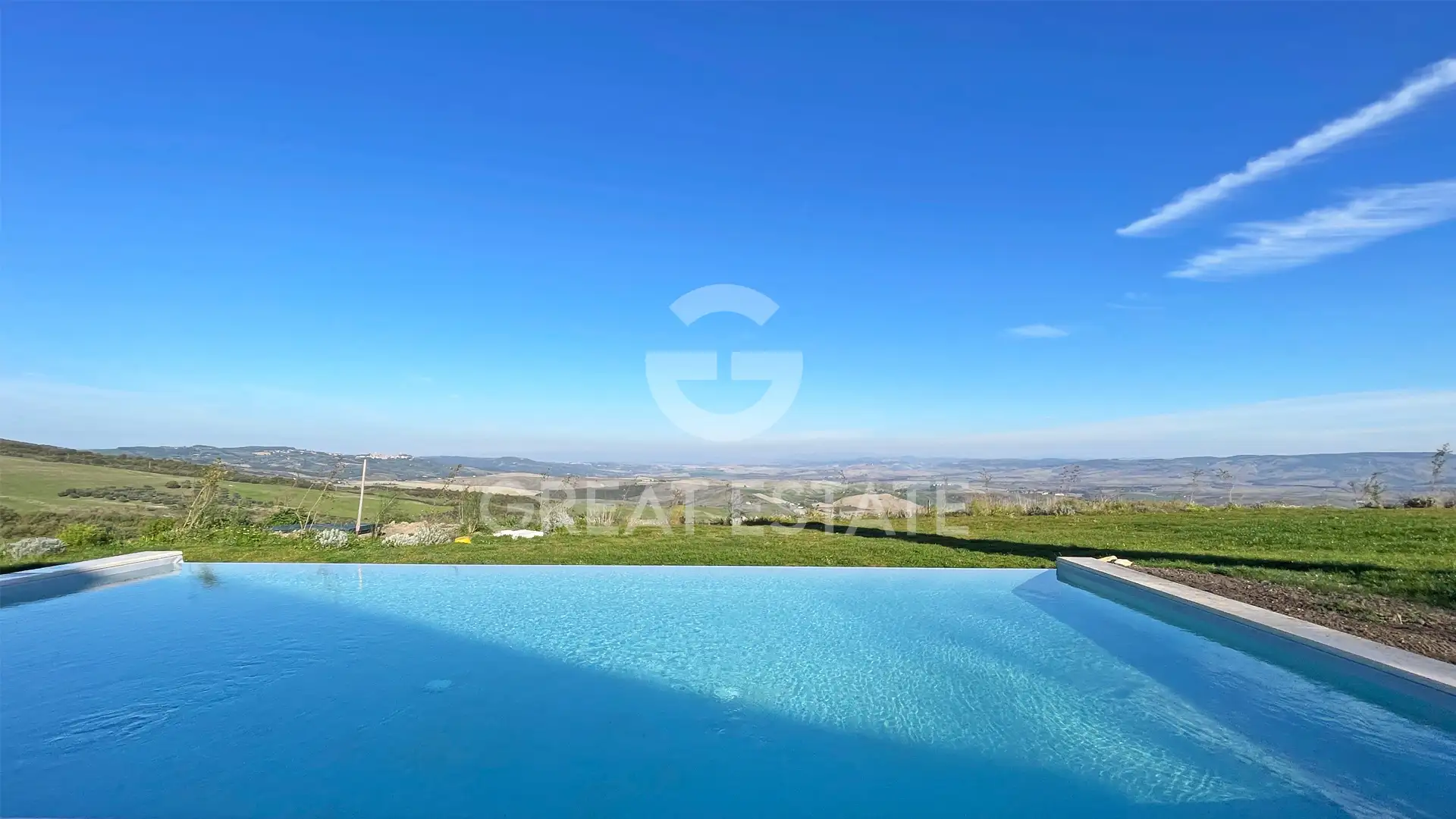 House 310m² in Italy, Siena. Priced at 1680000€ rent photo-4