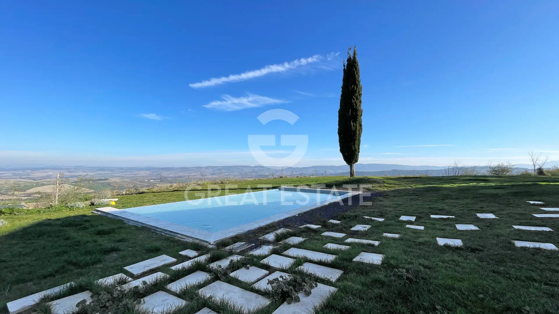 House 310m² in Italy, Siena. Priced at 1680000€ rent photo-5