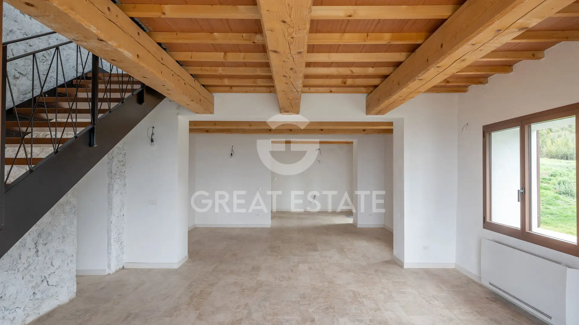 House 310m² in Italy, Siena. Priced at 1680000€ rent photo-15