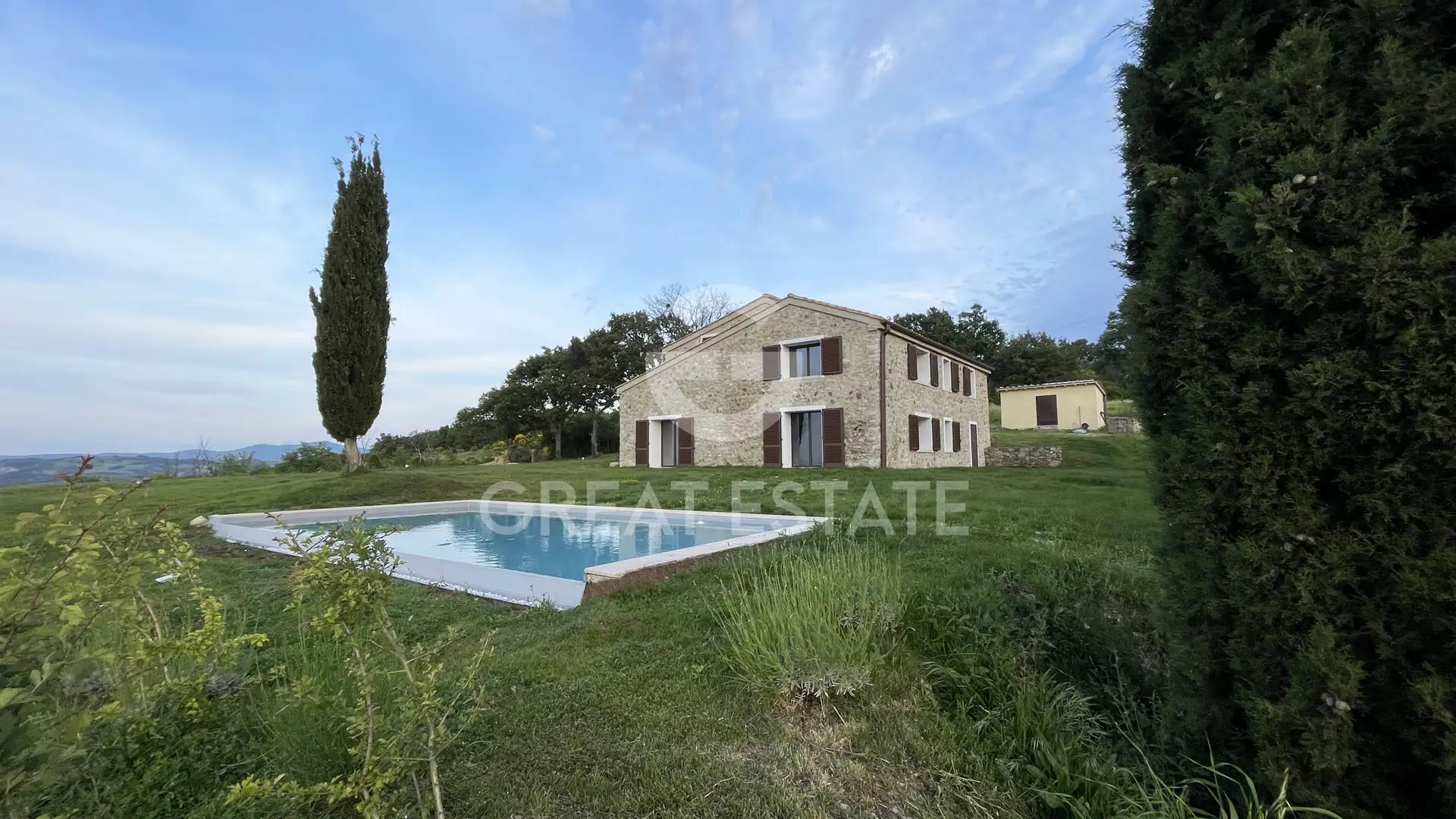 House 310m² in Italy, Siena. Priced at 1550000€ rent photo-14