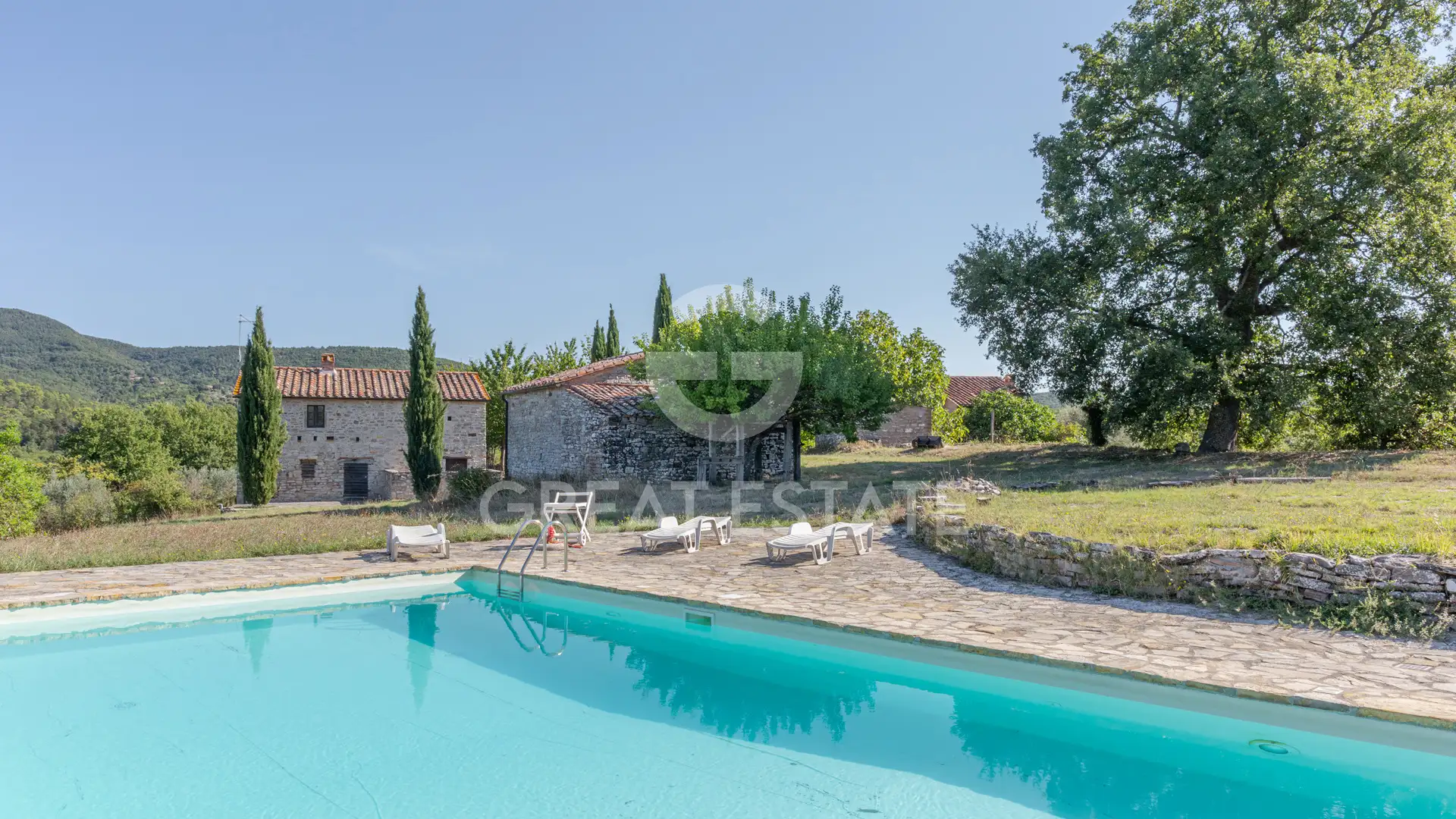 House 641m² in Italy, Terney. Priced at 1350000€ rent photo-10