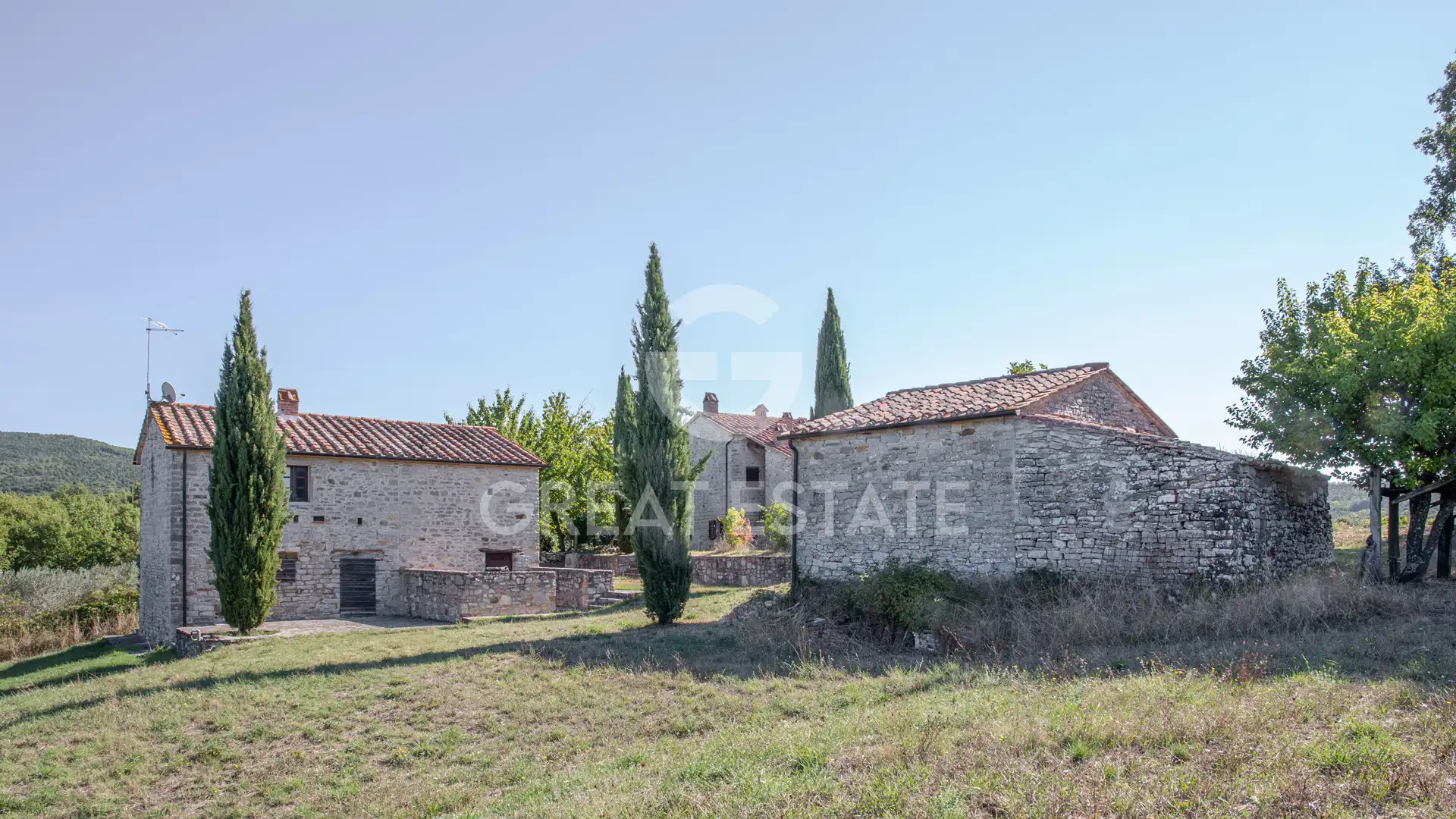 House 641m² in Italy, Terney. Priced at 1350000€ rent photo-11