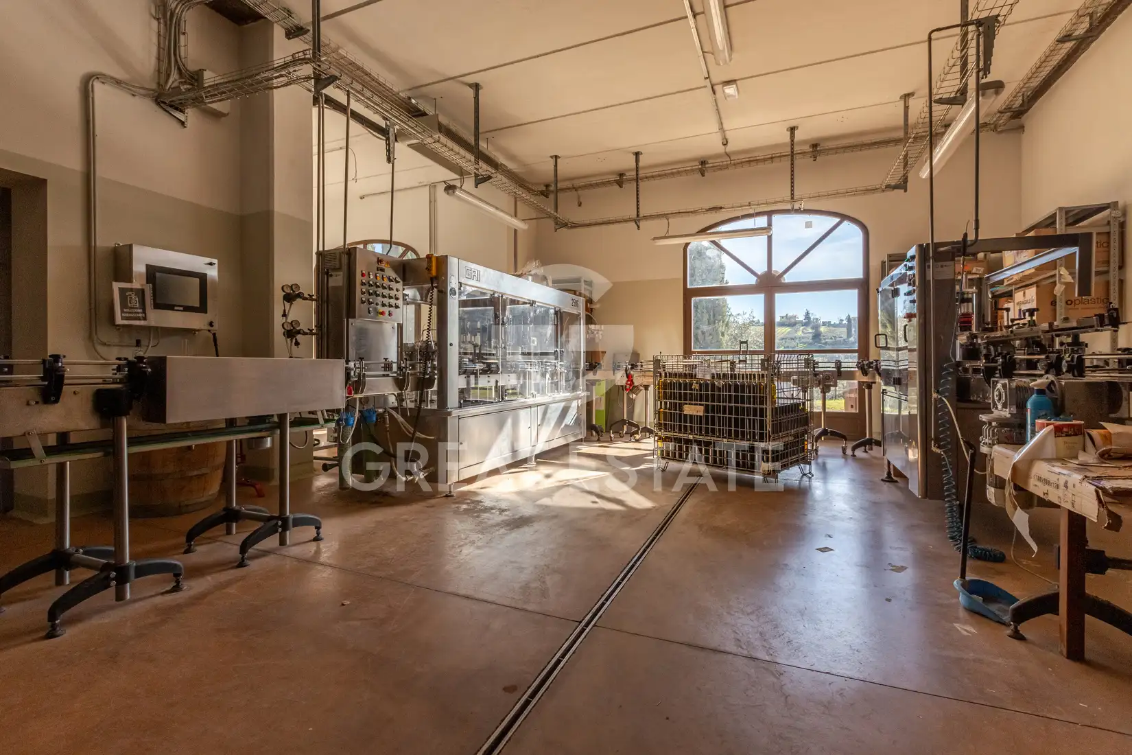House 1418m² in Italy, Siena. Priced at 3400000€ rent photo-14