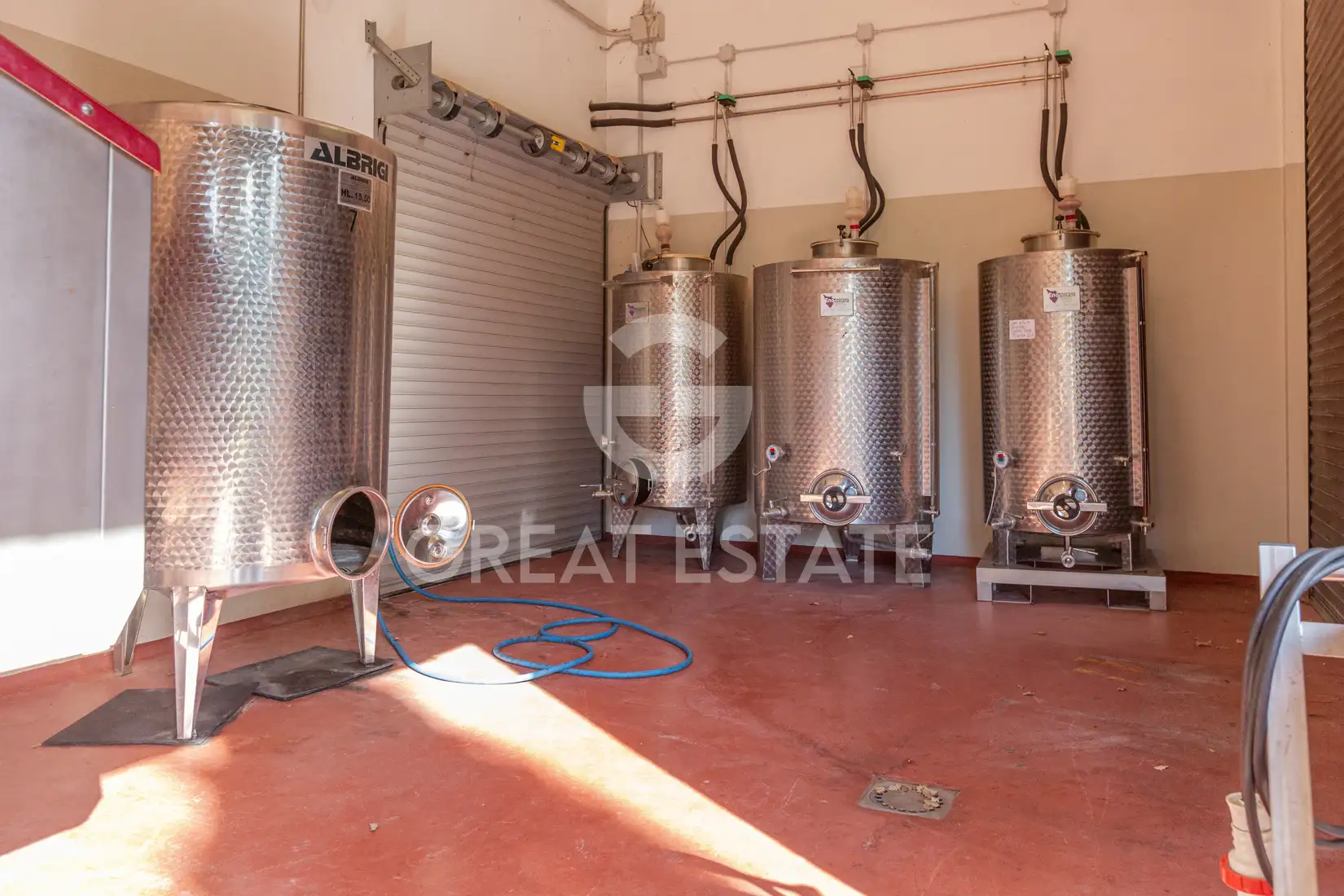 House 1418m² in Italy, Siena. Priced at 3400000€ rent photo-10