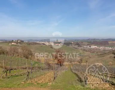 Buy in Italy for 3400000€