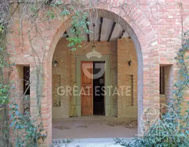 Buy in Italy for 660000€