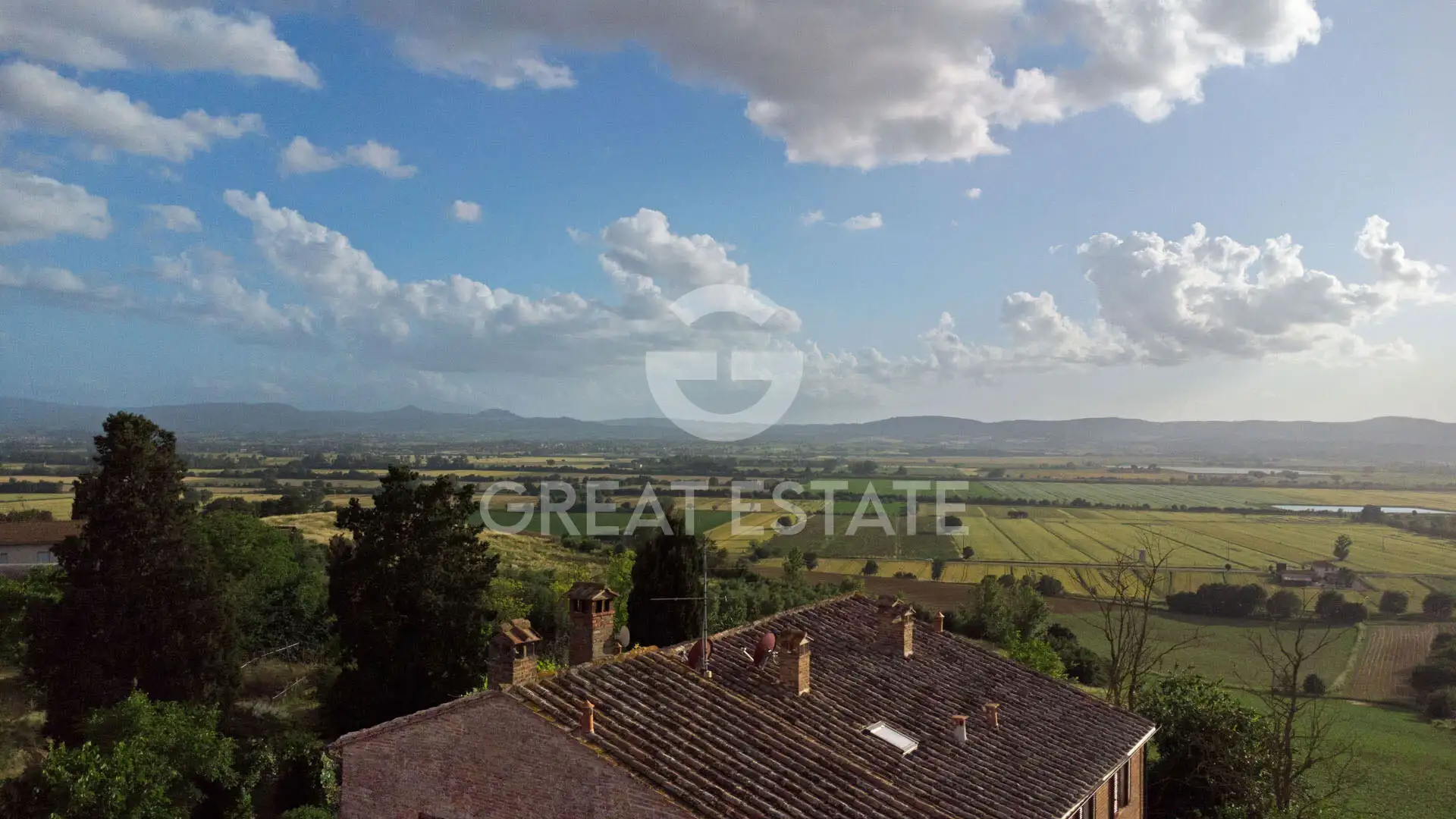 House 501m² in Italy, Arezzo. Priced at 1190000€ rent photo-6