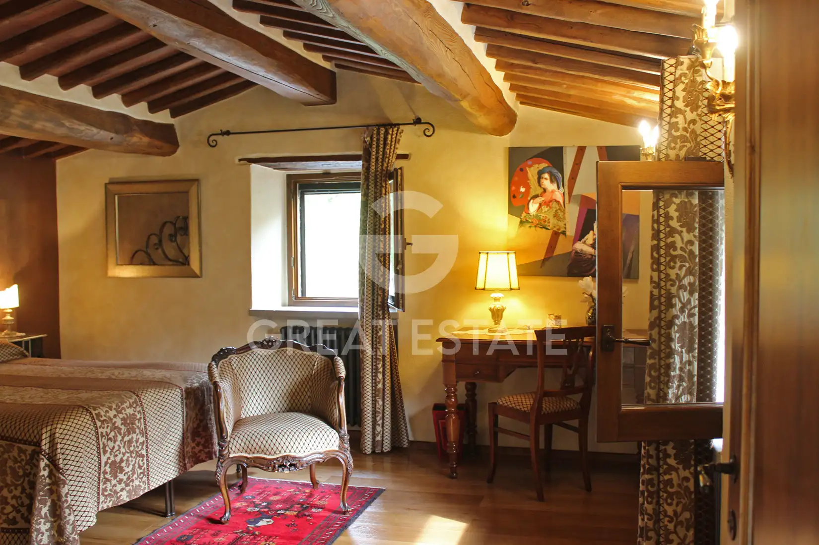 House 265m² in Italy, Siena. Priced at 1200000€ rent photo-13