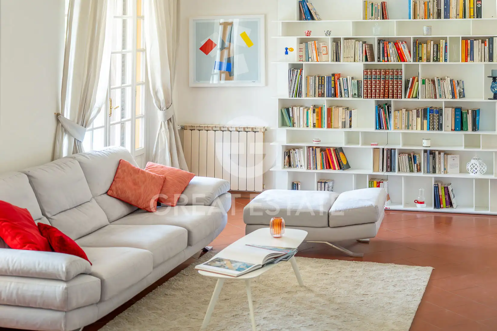 Villa 270m² in Italy, Arezzo. Priced at 530000€ rent photo-12