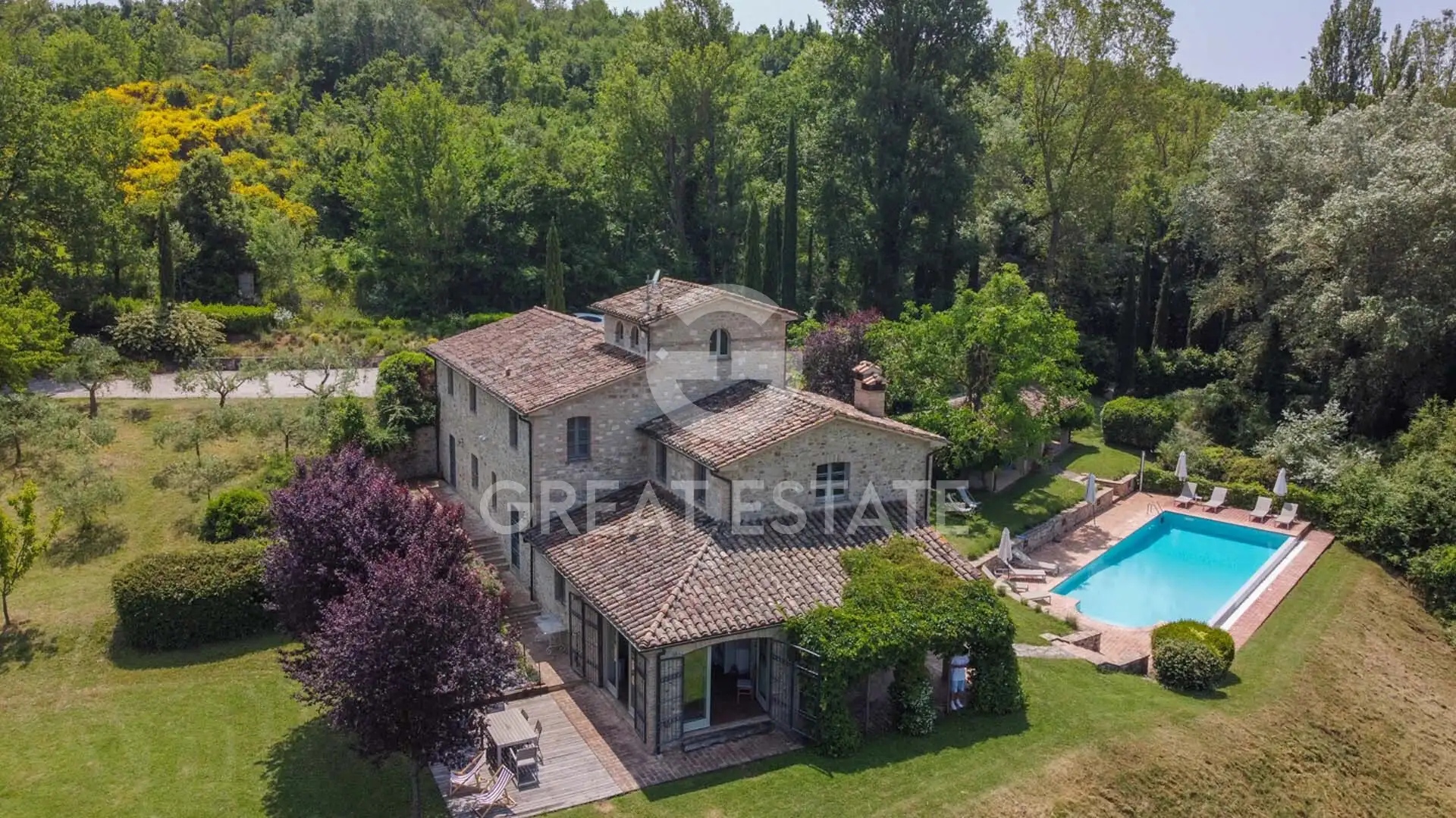 House 506m² in Italy, Perugia. Priced at 1795000€ rent photo-4