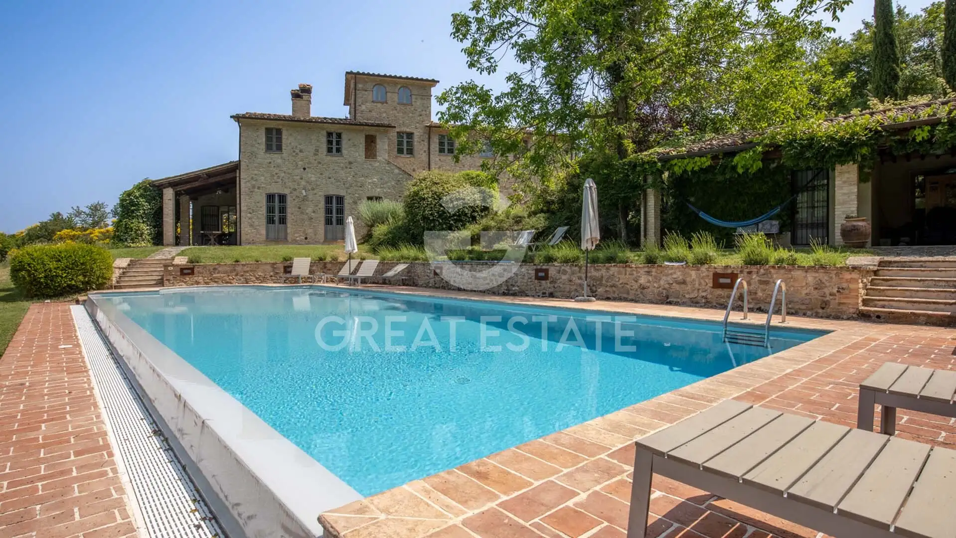 House 506m² in Italy, Perugia. Priced at 1795000€ rent photo-15