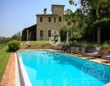Buy in Italy for 1795000€