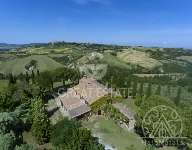 Buy in Italy for 1950000€