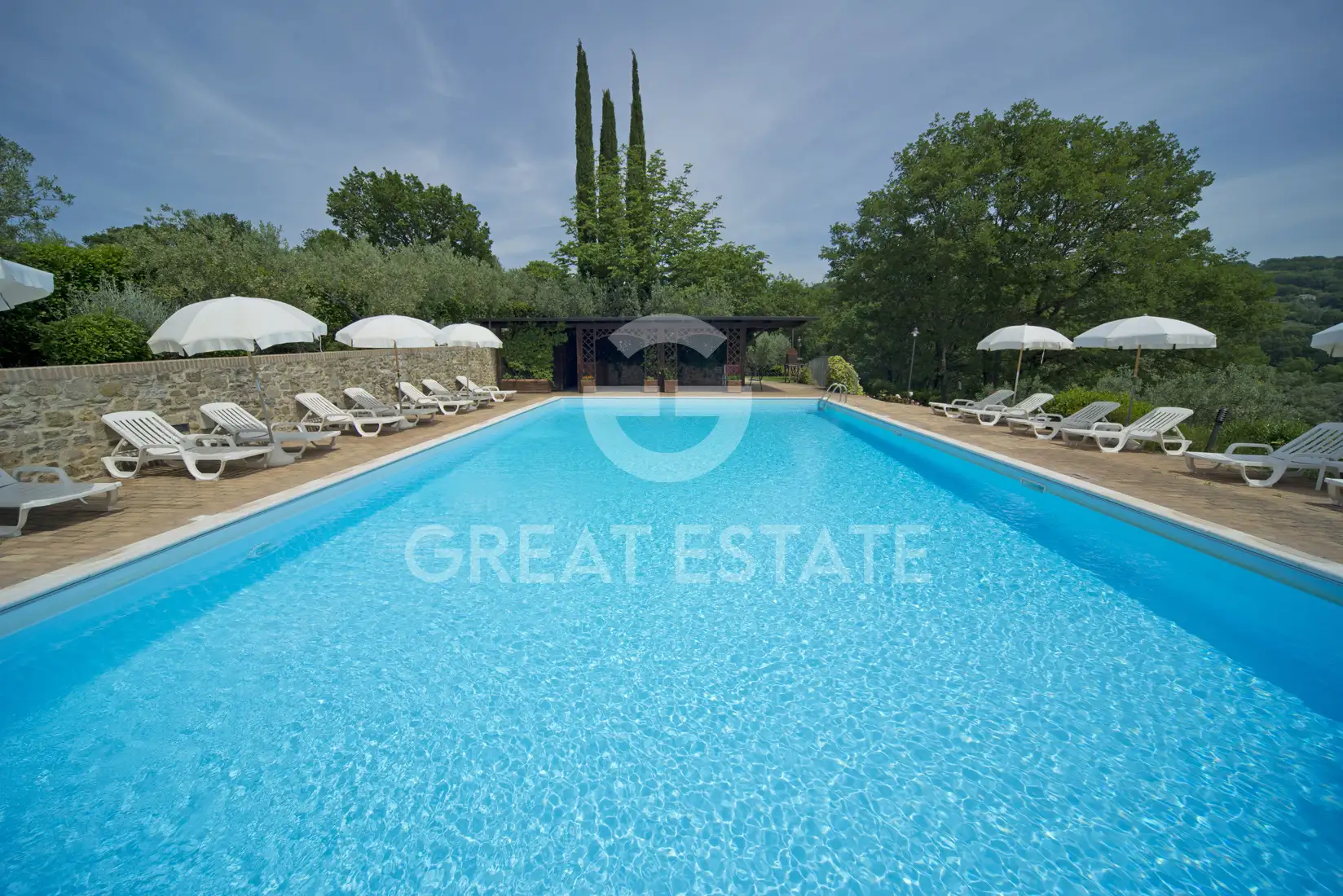House 818m² in Italy, Perugia. Priced at 1480000€ rent photo-7
