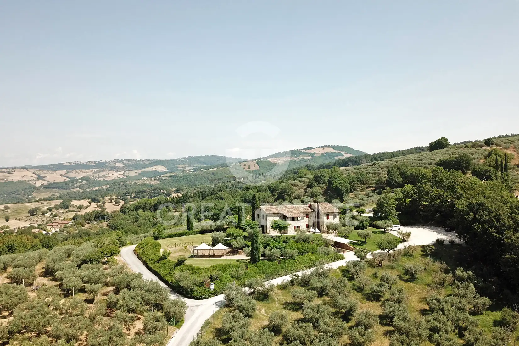 House 818m² in Italy, Perugia. Priced at 1480000€ rent photo-10