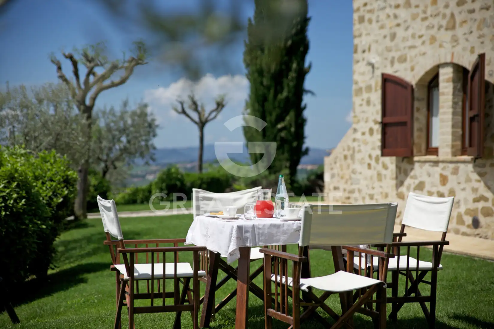 House 818m² in Italy, Perugia. Priced at 1480000€ rent photo-10