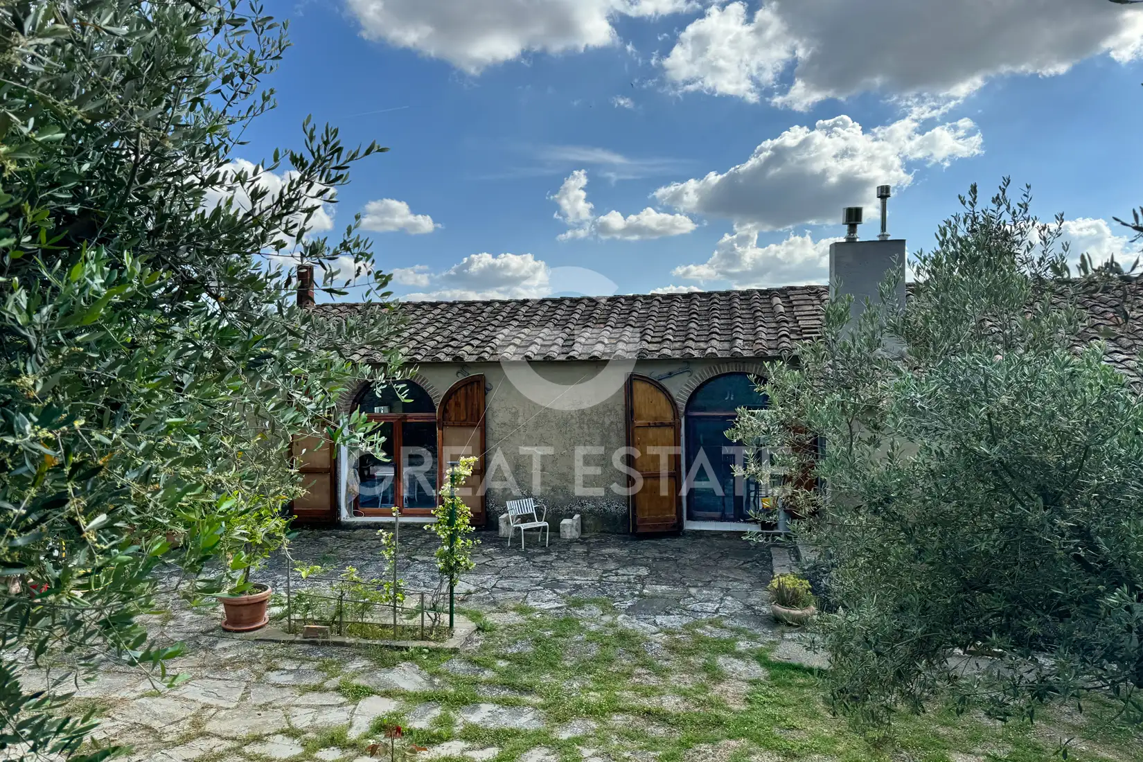 House 205m² in Italy, Arezzo. Priced at 520000€ rent photo-10