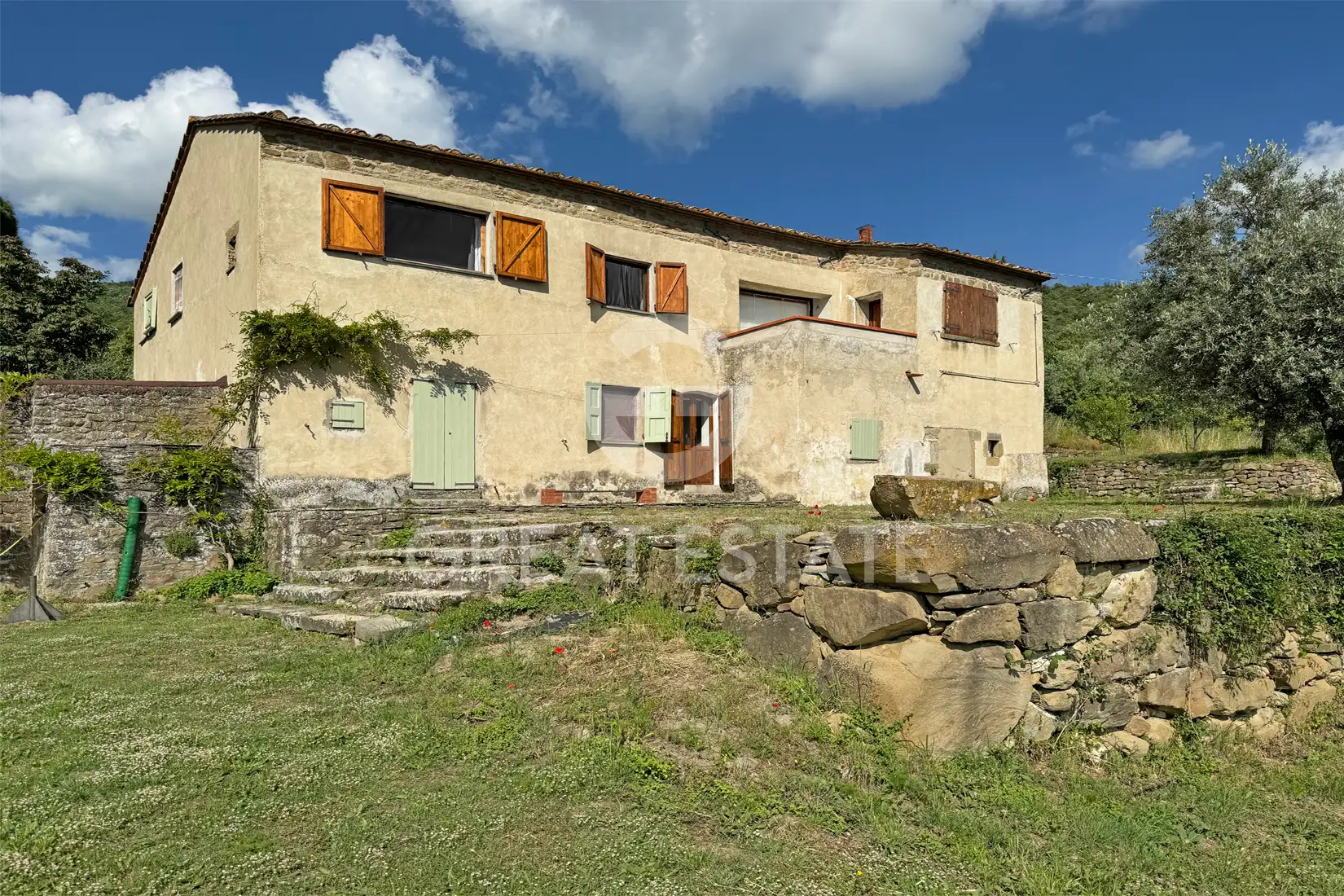 House 205m² in Italy, Arezzo. Priced at 520000€ rent photo-1