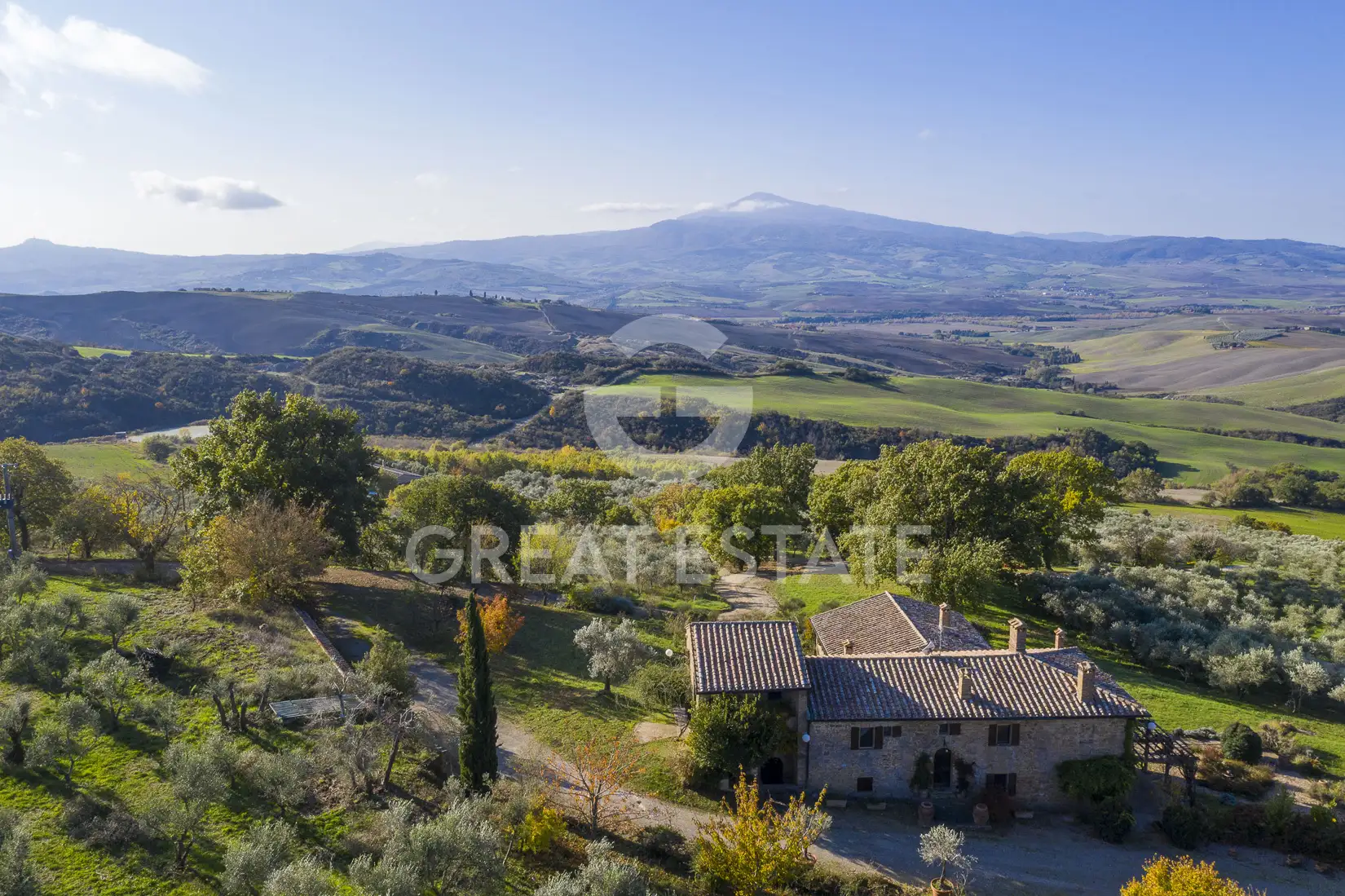 House 632m² in Italy, Siena. Priced at 1900000€ rent photo-1
