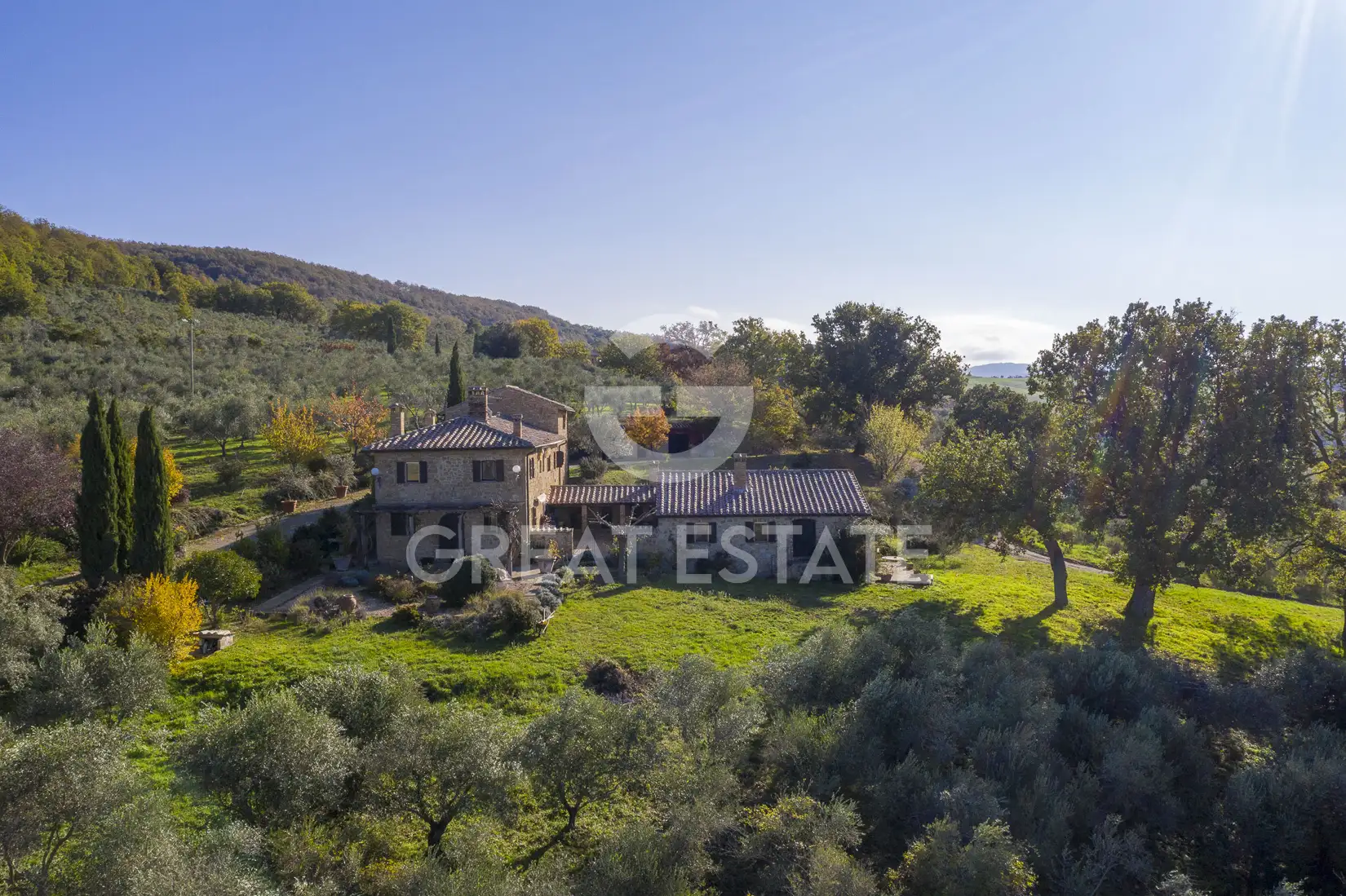 House 632m² in Italy, Siena. Priced at 1900000€ rent photo-15