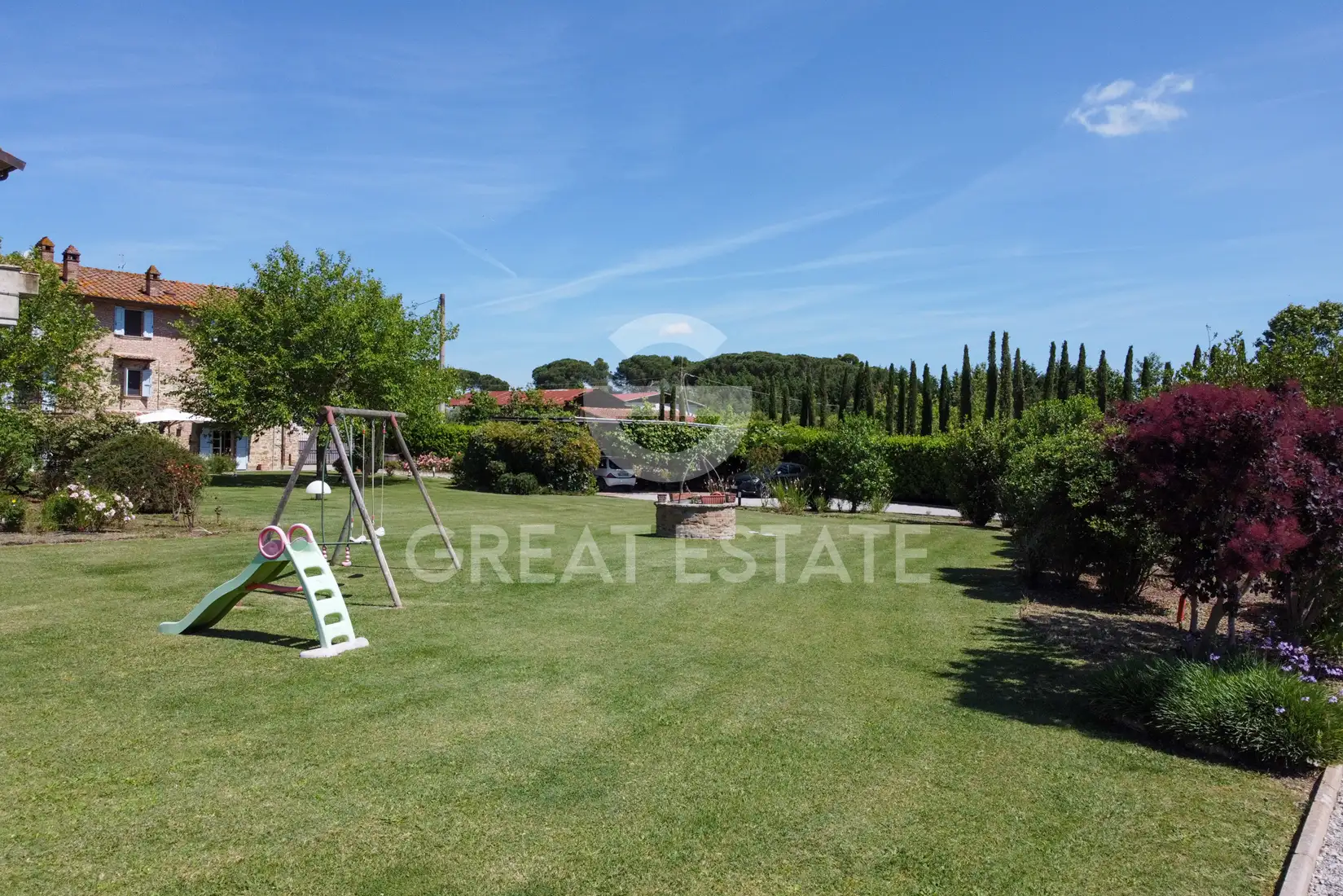 House 484m² in Italy, Perugia. Priced at 700000€ rent photo-15