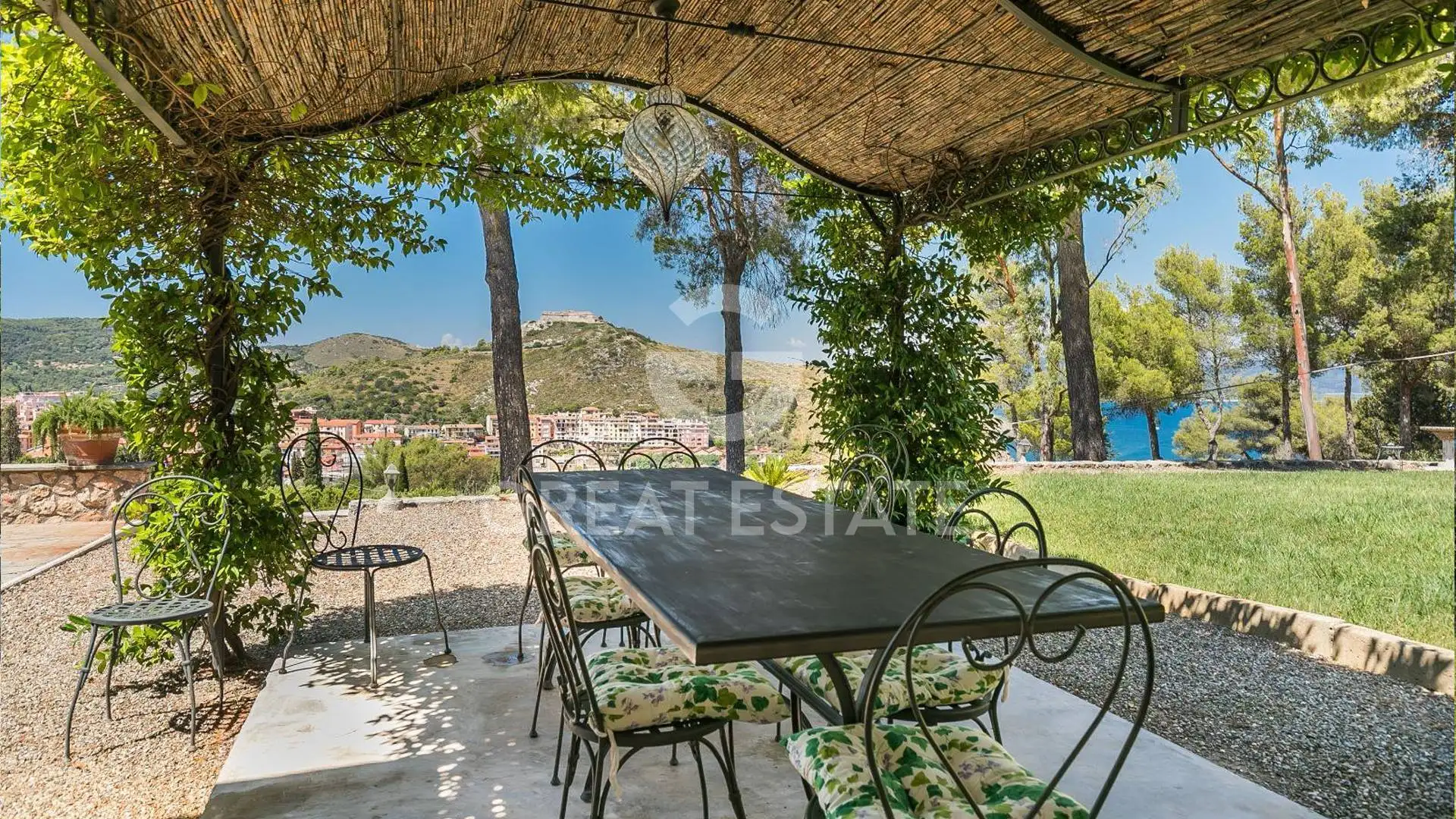 Villa 526m² in Italy, Grosseto. Priced at 15000000€ rent photo-8