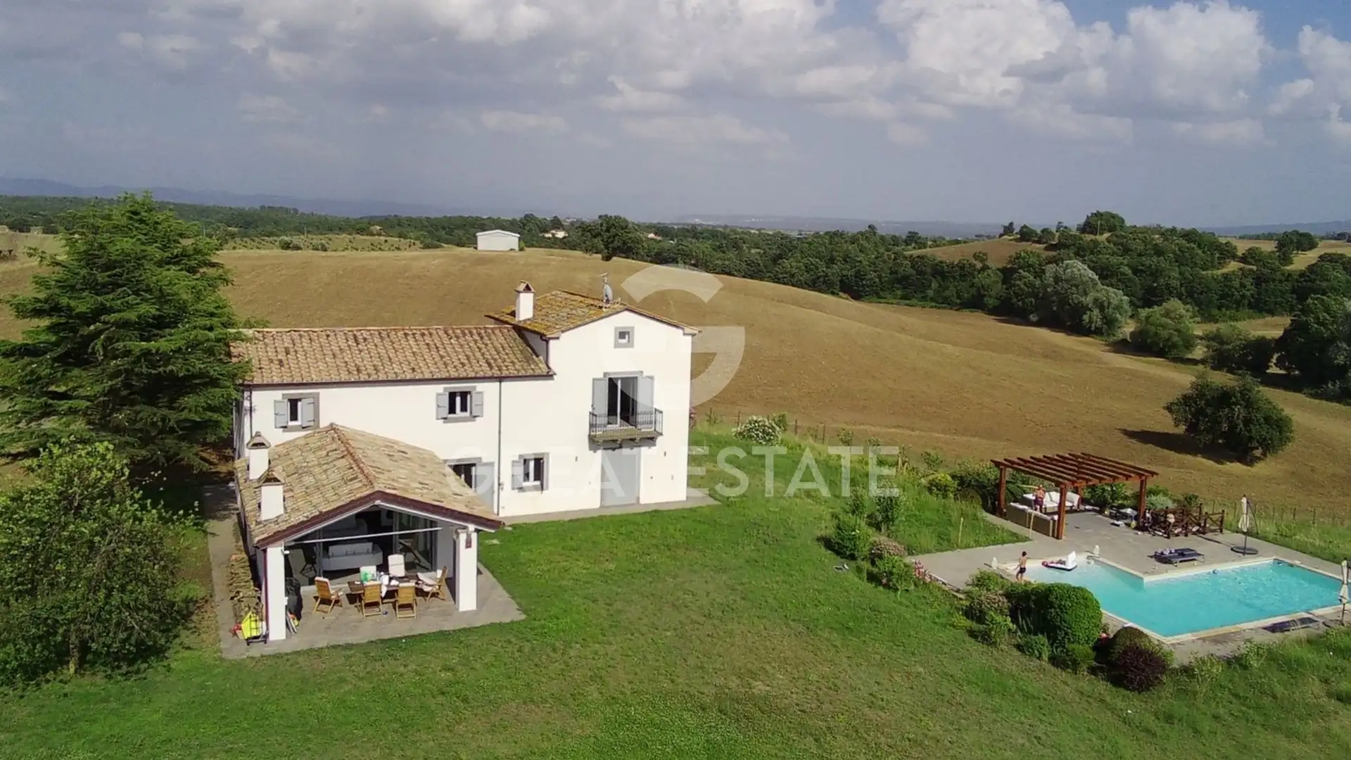 House 417m² in Italy, Viterbo. Priced at 740000€ rent photo-1