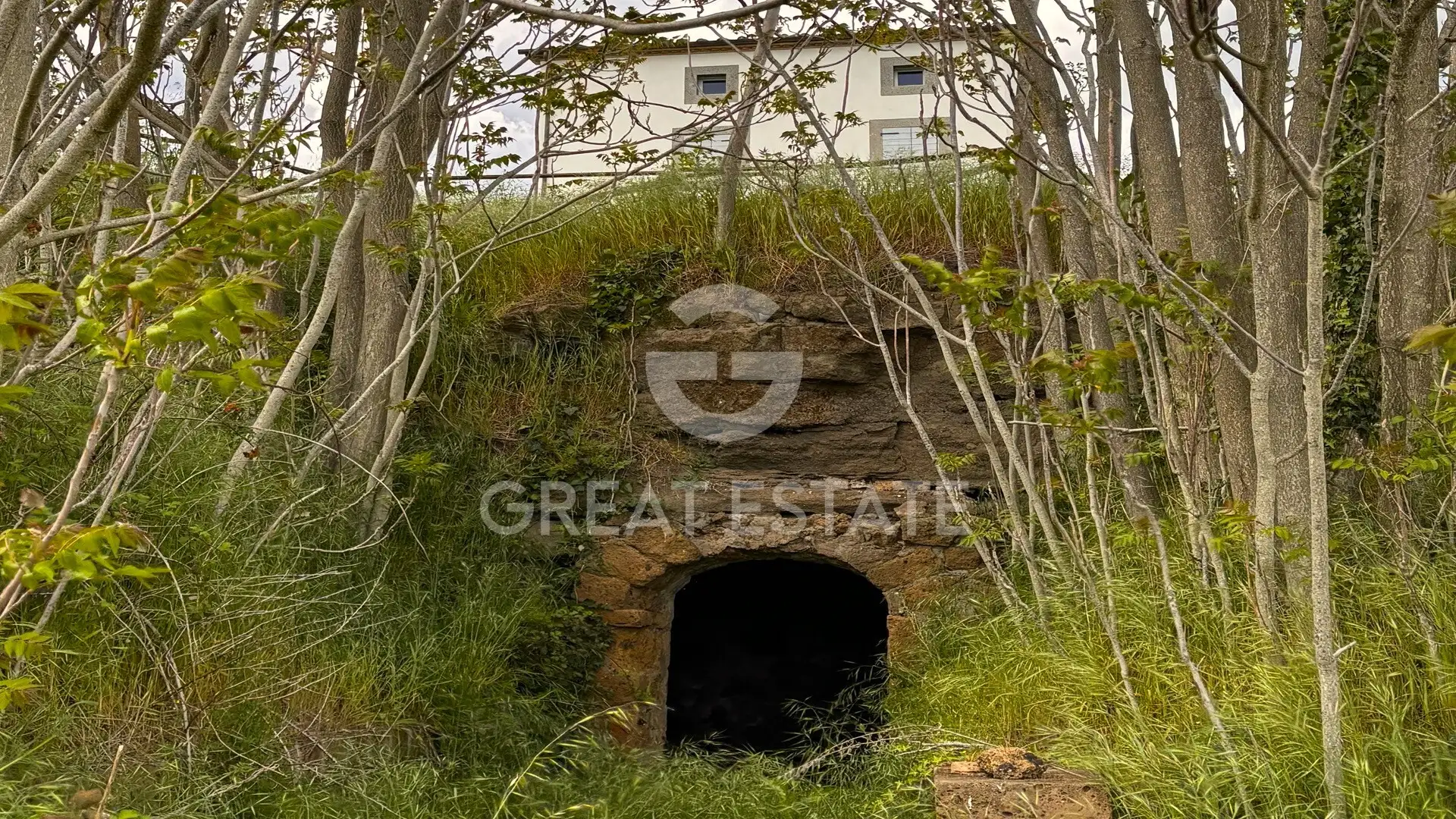 House 417m² in Italy, Viterbo. Priced at 740000€ rent photo-7