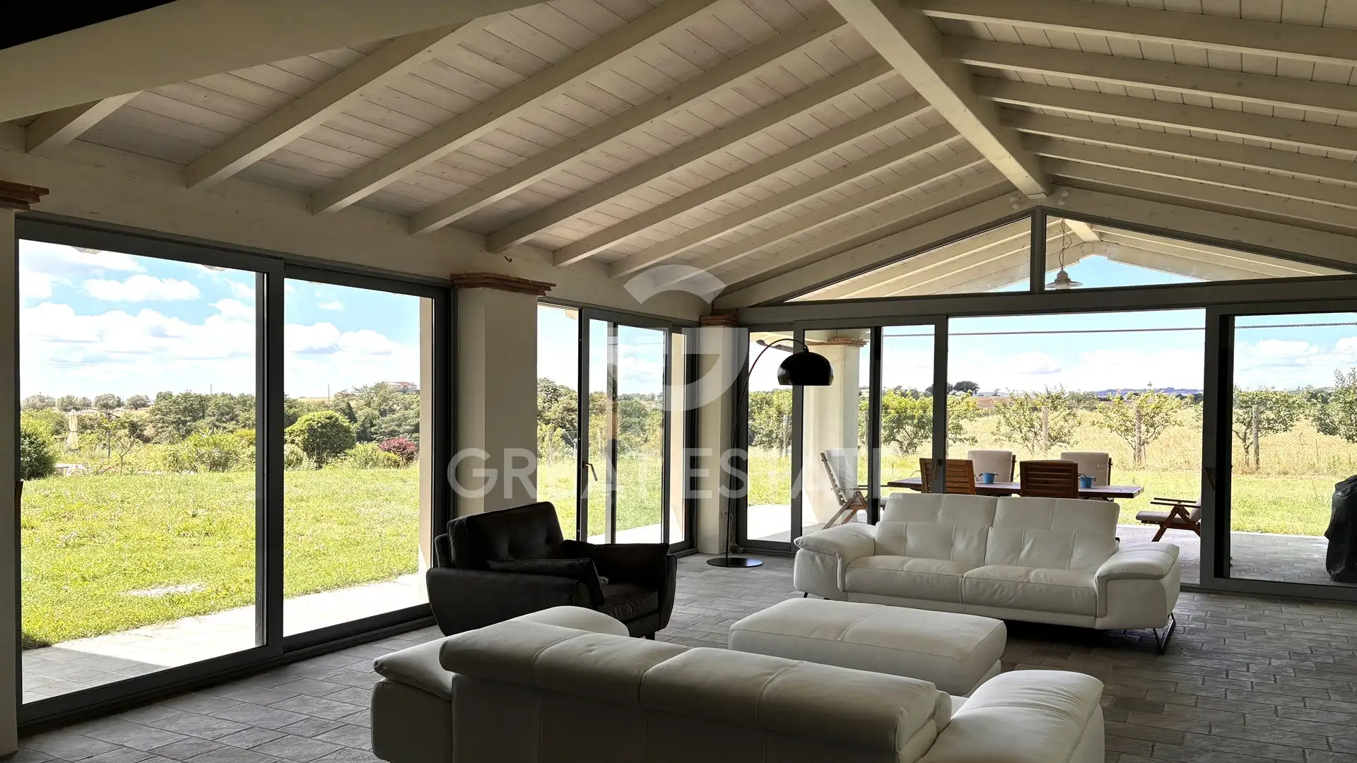 House 417m² in Italy, Viterbo. Priced at 740000€ rent photo-13