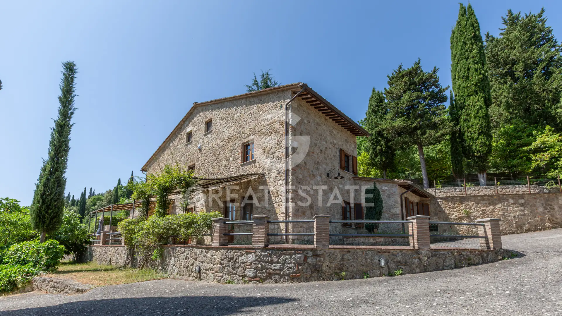 House 651m² in Italy, Siena. Priced at 1800000€ rent photo-10