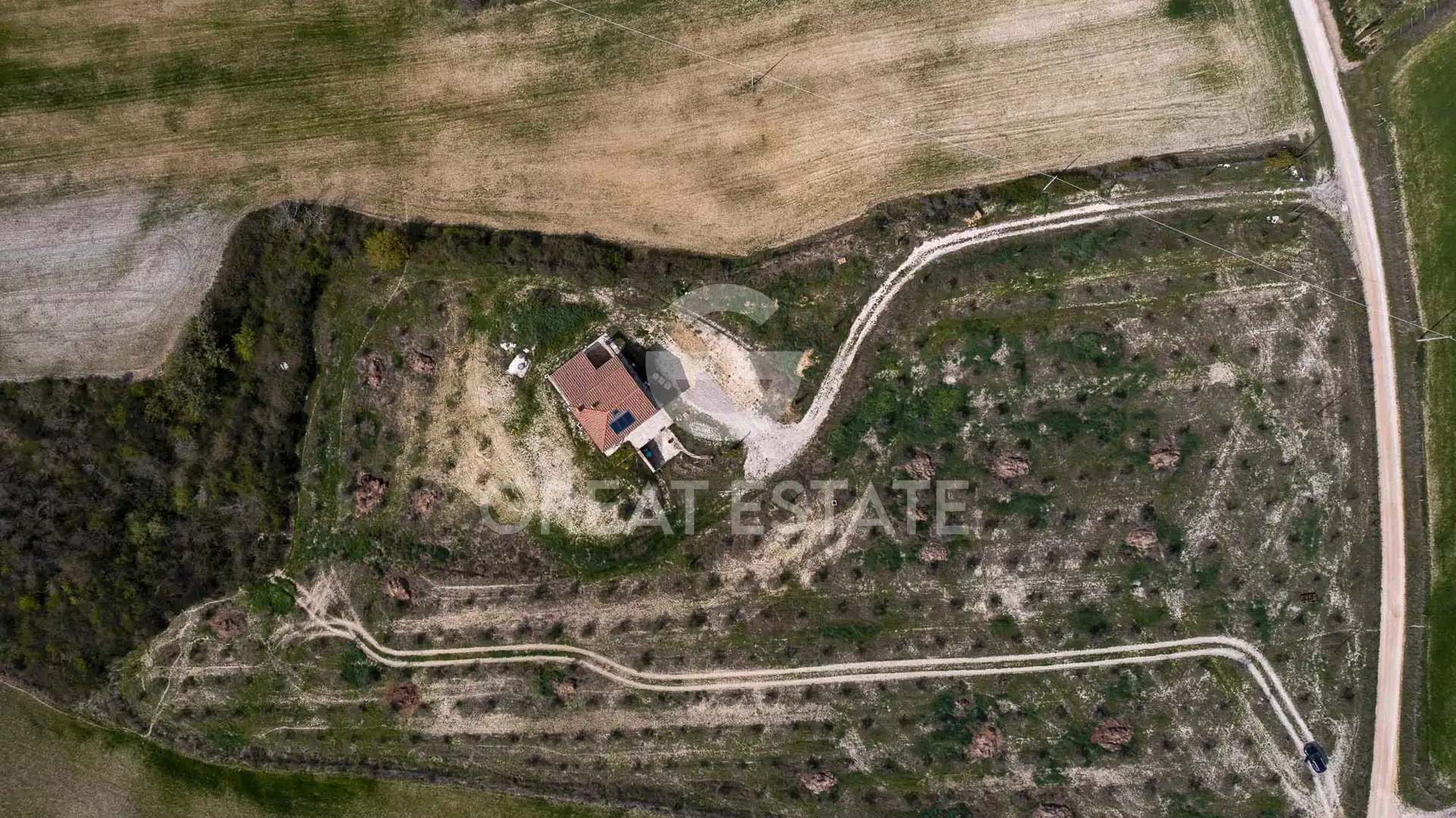 House 332m² in Italy, Siena. Priced at 1390000€ rent photo-8