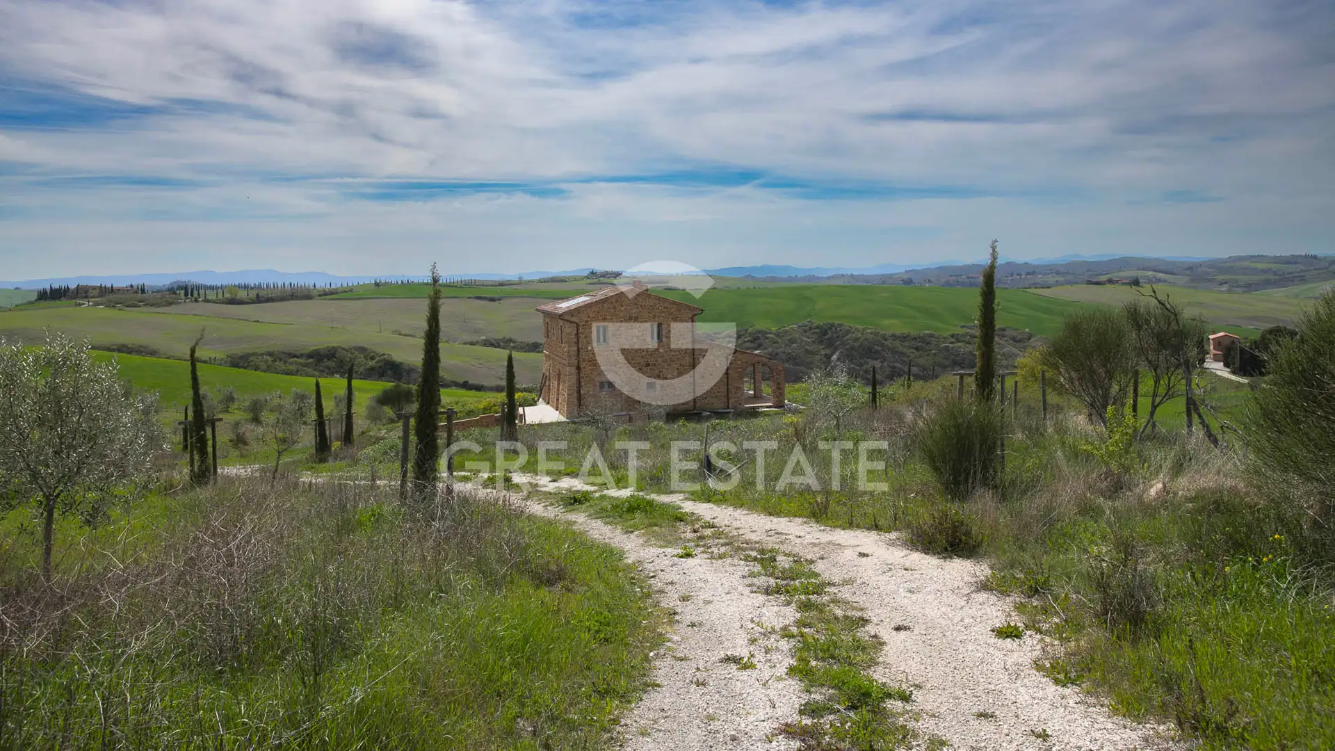 House 332m² in Italy, Siena. Priced at 1390000€ rent photo-9
